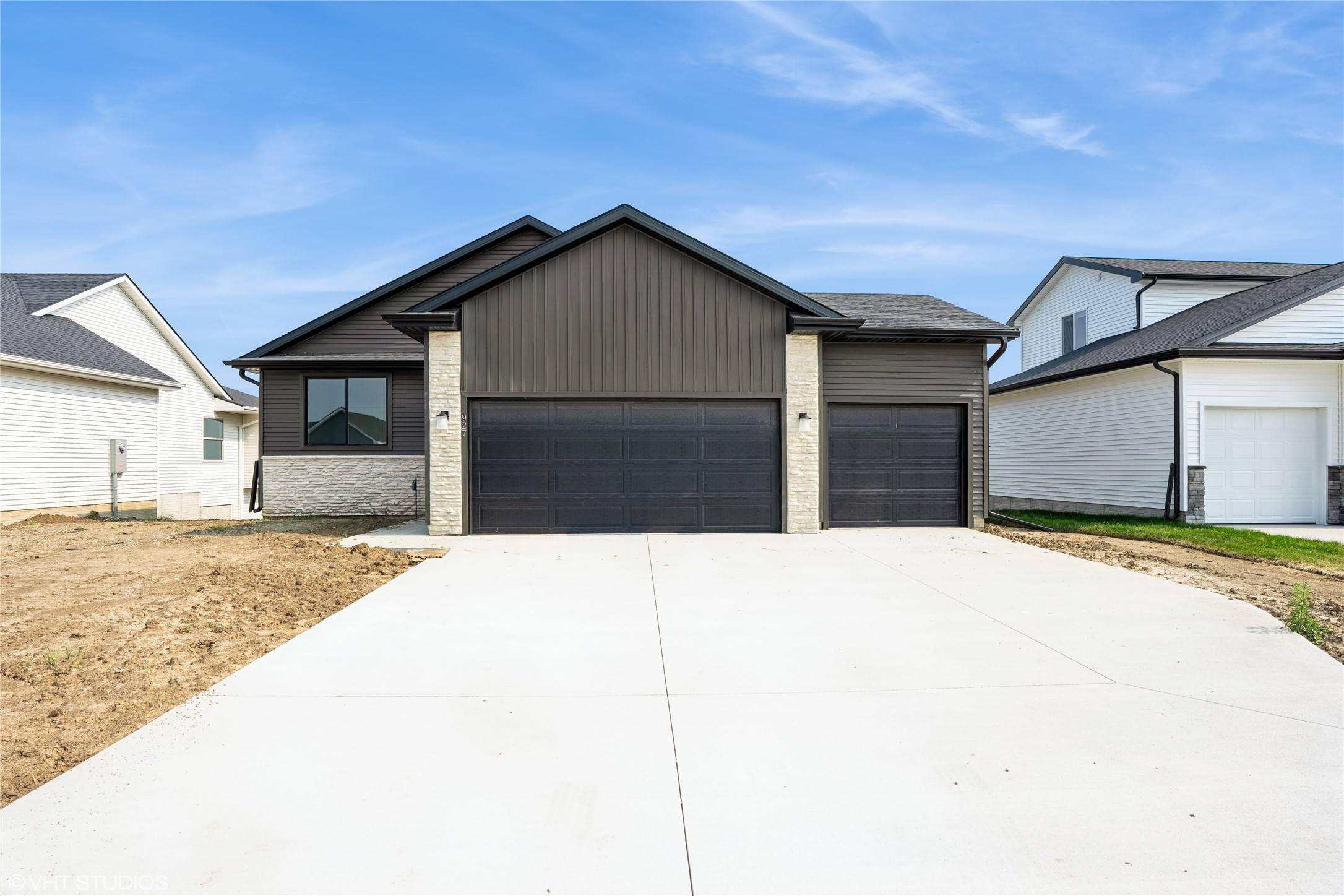 Norwalk, IA 50211,927 Spruce Avenue