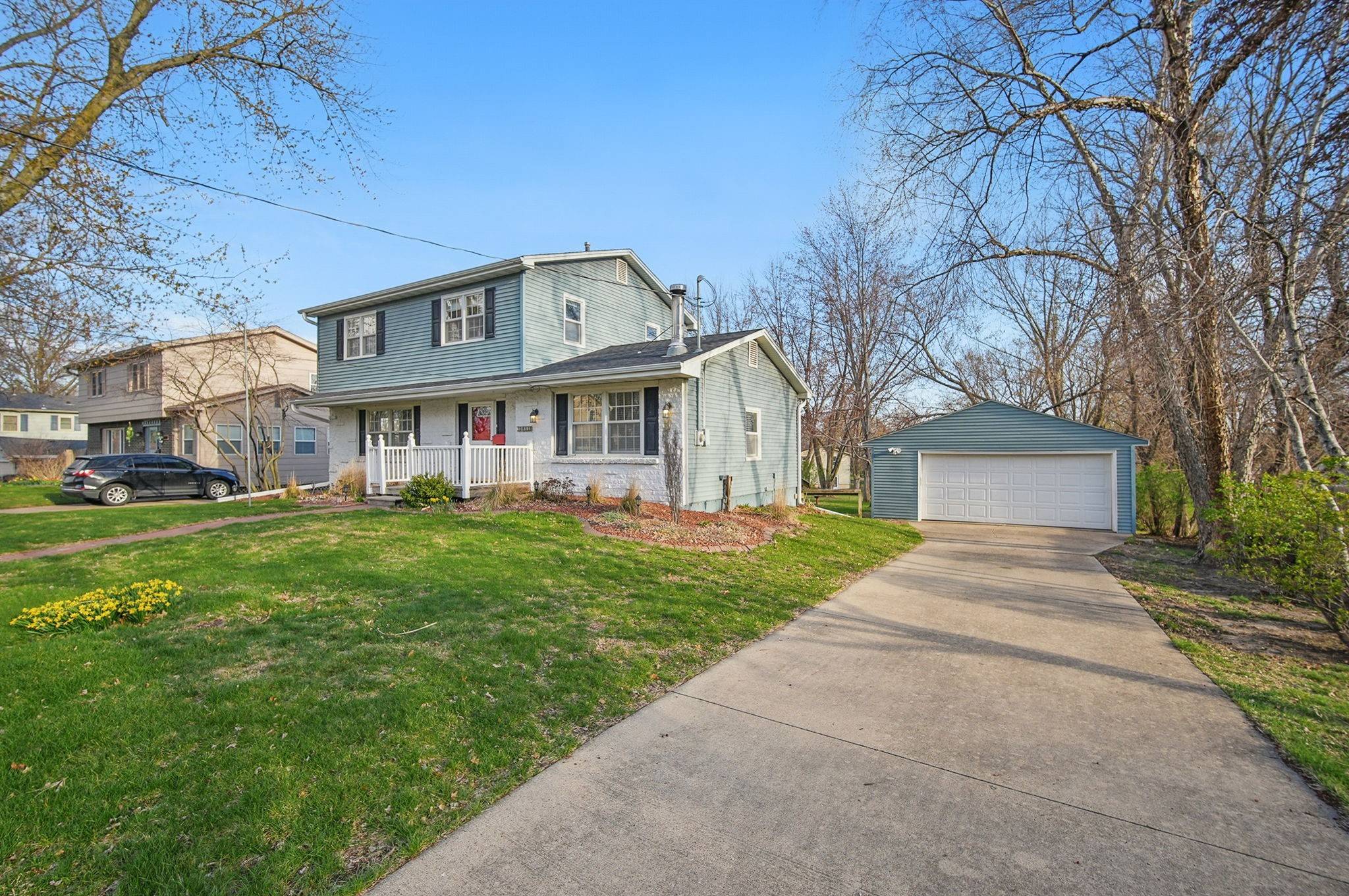 Des Moines, IA 50310,3801 Brinkwood Road