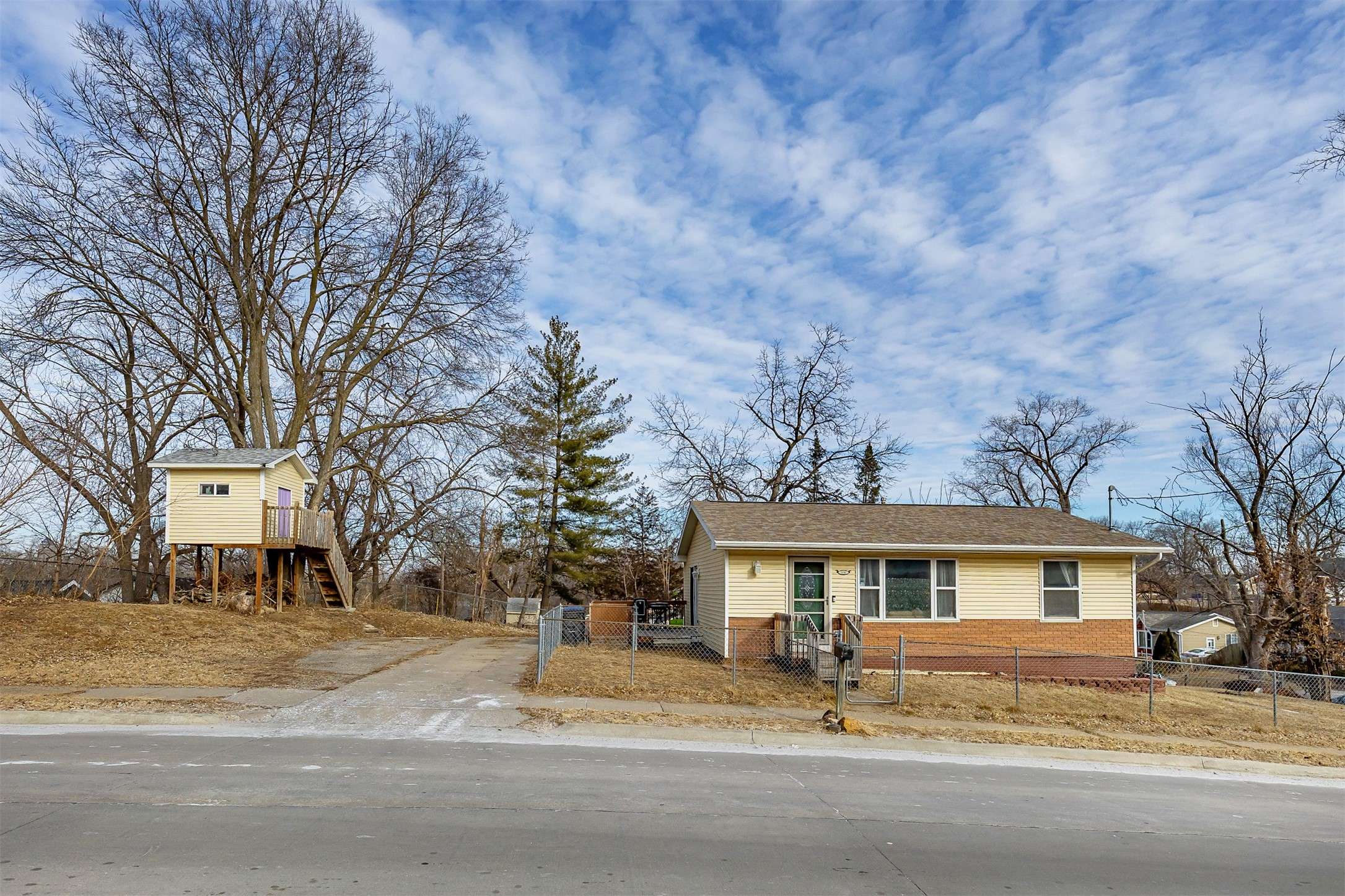 Des Moines, IA 50315,620 E Bell Avenue