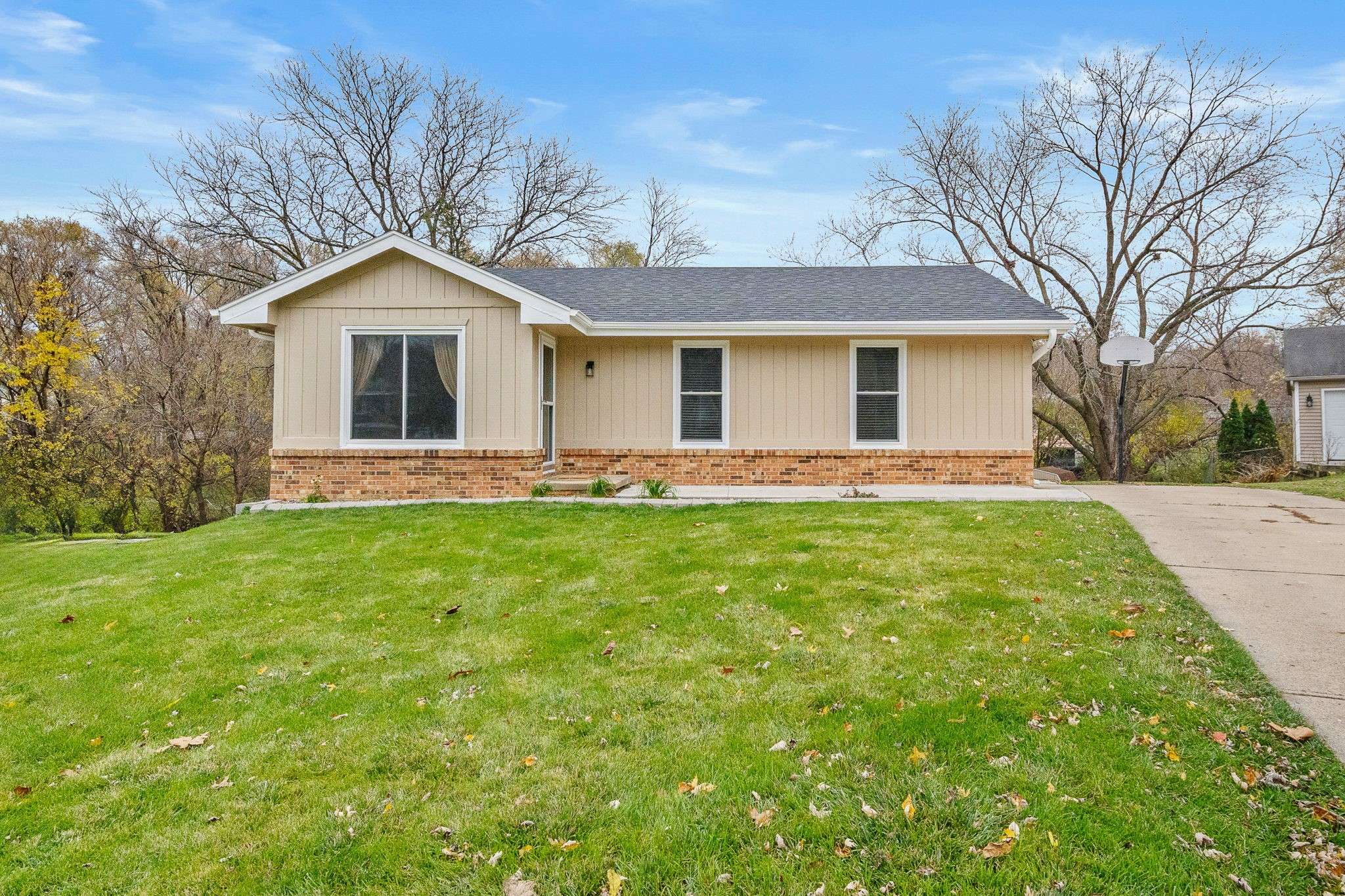 Des Moines, IA 50315,5625 SW 5th Place