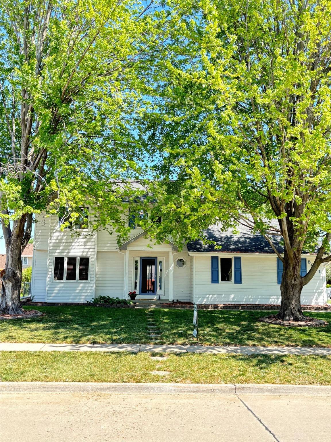 Urbandale, IA 50322,8001 Brookview Drive