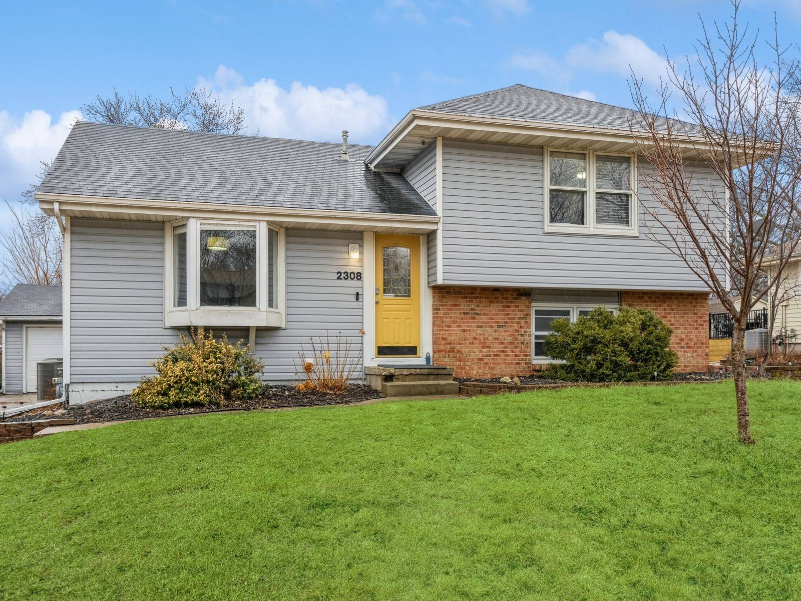 Altoona, IA 50009,2308 4th Street SW