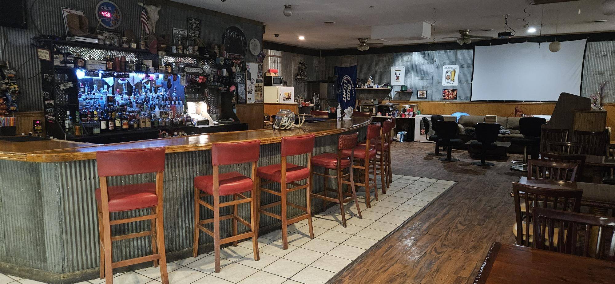 Osceola, IA 50213,116 E webster Street