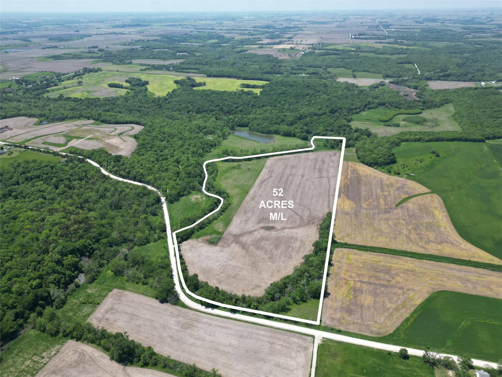 Earlham, IA 50072,52 Acres M/L 1399 Hogback Bridge Road