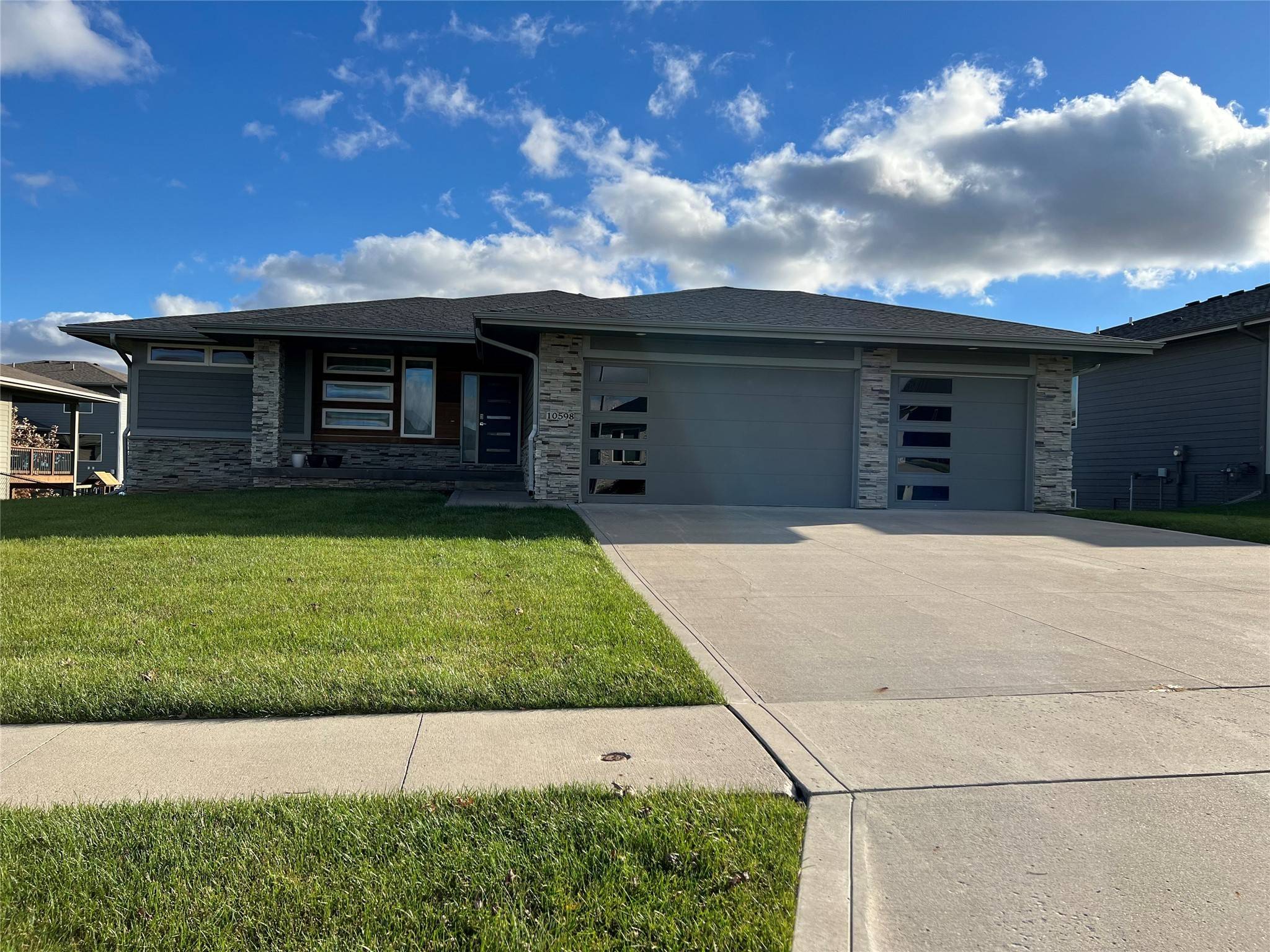 Johnston, IA 50131,10598 NW 72nd Lane