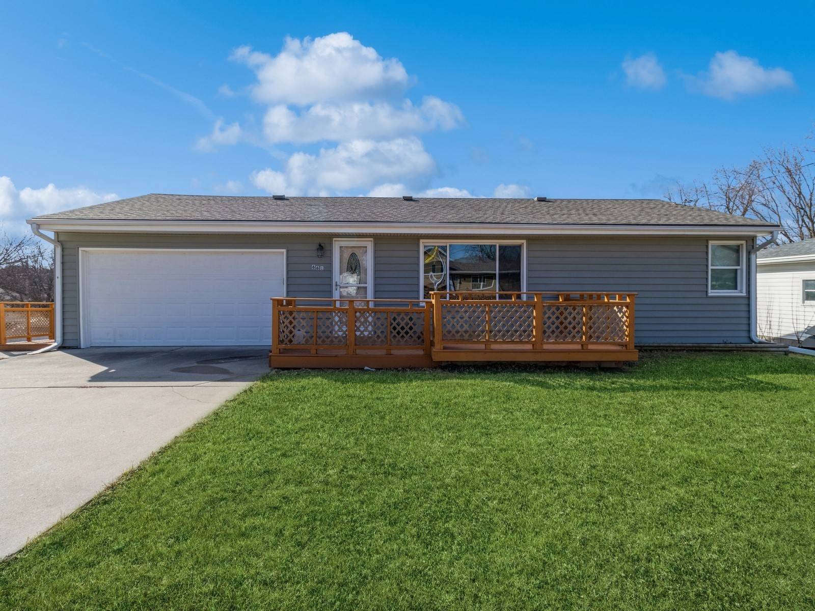 Des Moines, IA 50320,661 Gepke Parkway