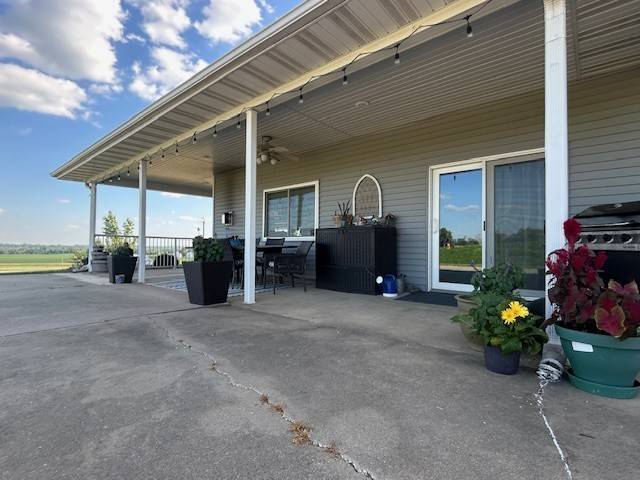 Tama, IA 52339,3291 N Avenue