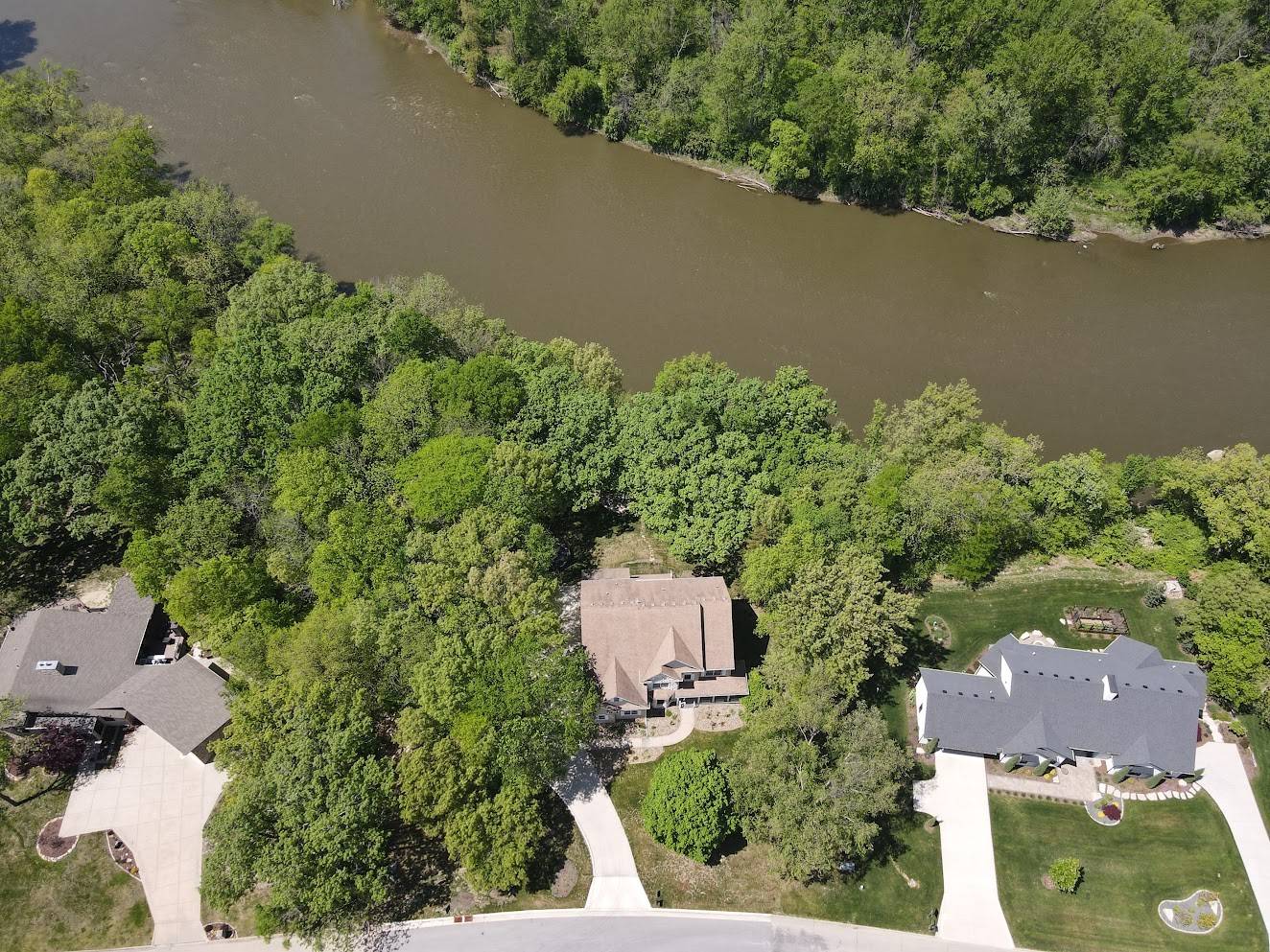 Cumming, IA 50061,34205 Maffitt Lake Road