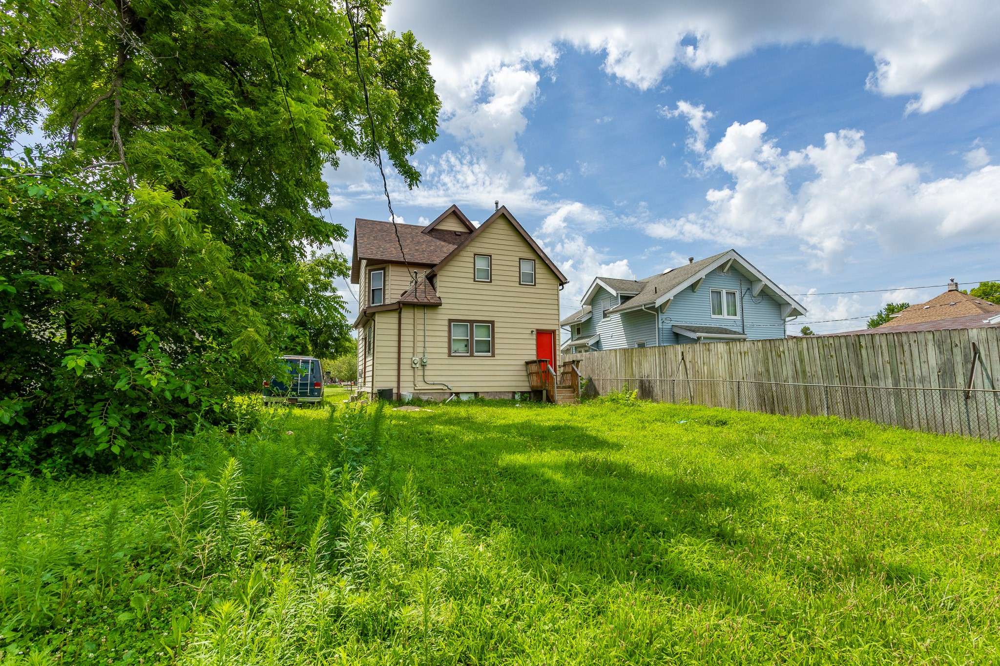 Des Moines, IA 50314,1503 Forest Avenue