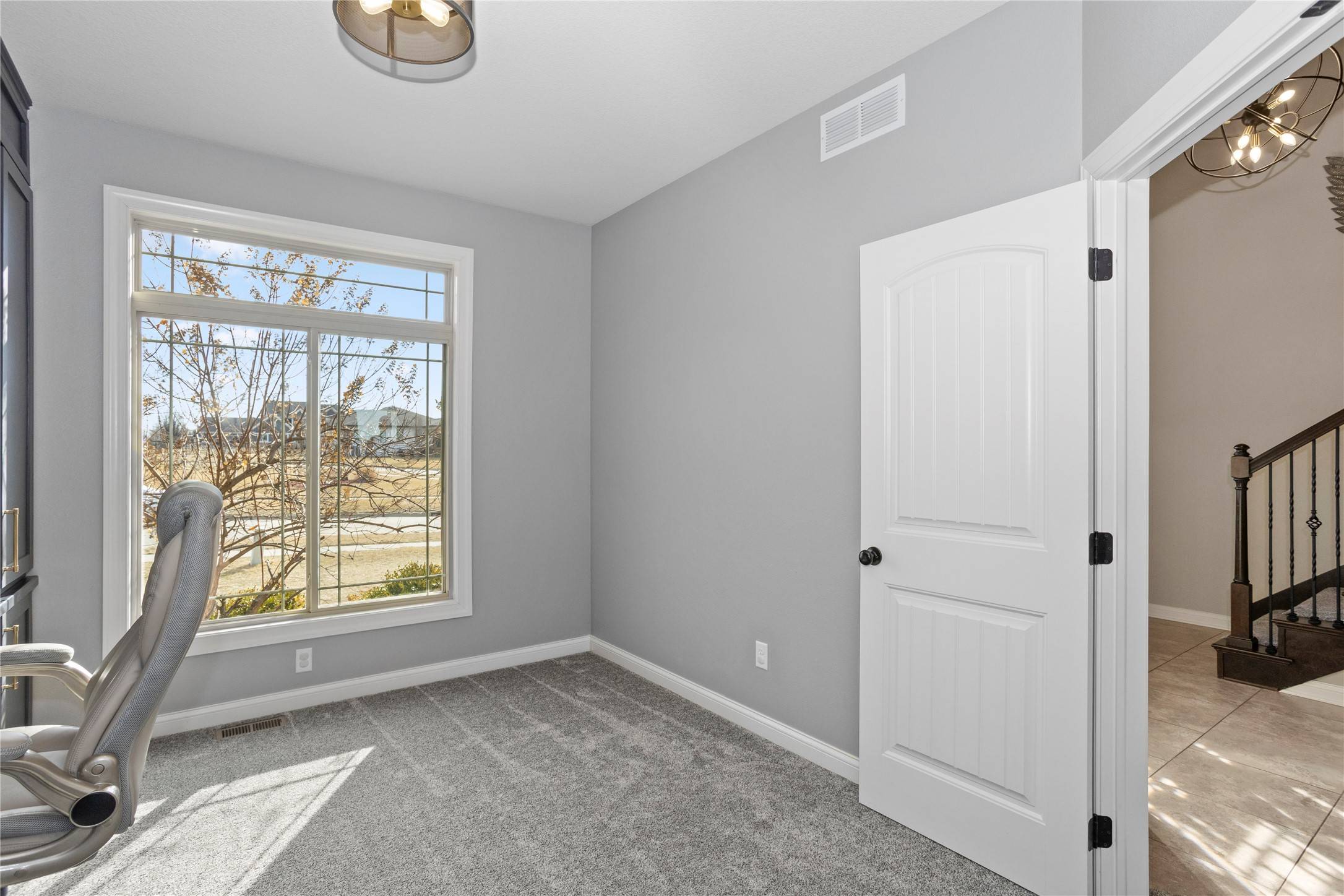 Clive, IA 50325,4390 NW 165th Street