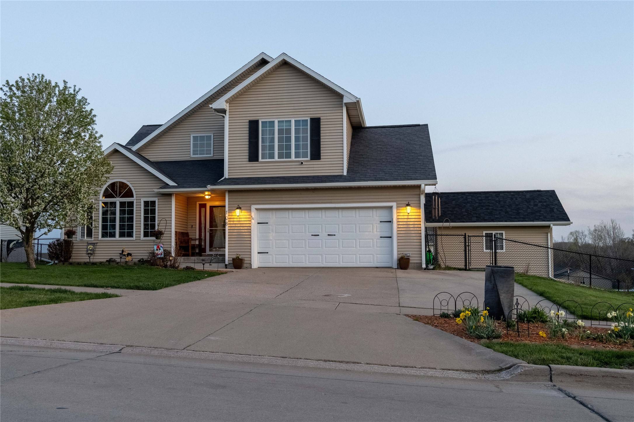 Osceola, IA 50213,108 Golfview Drive