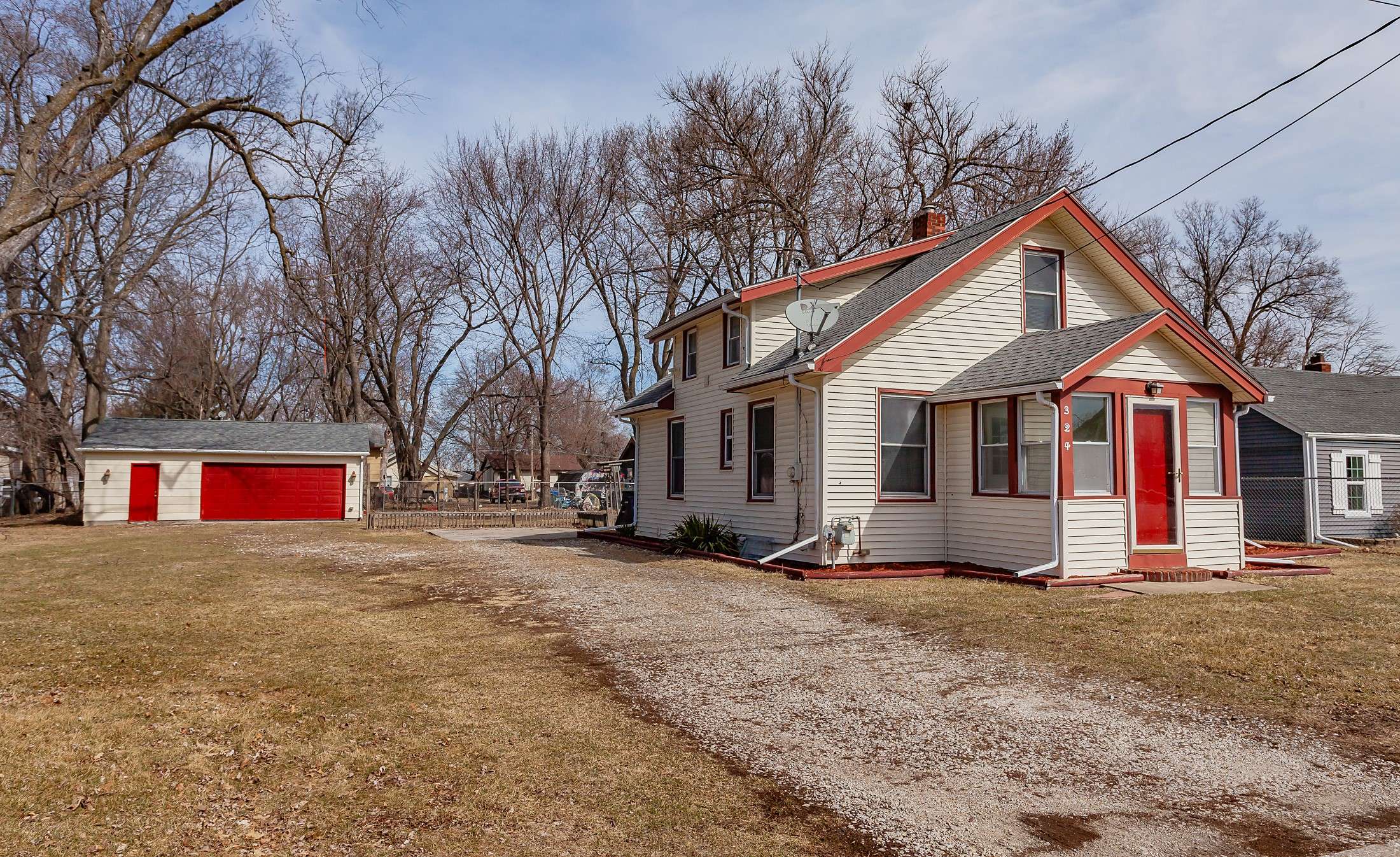 Des Moines, IA 50315,324 Hart Avenue