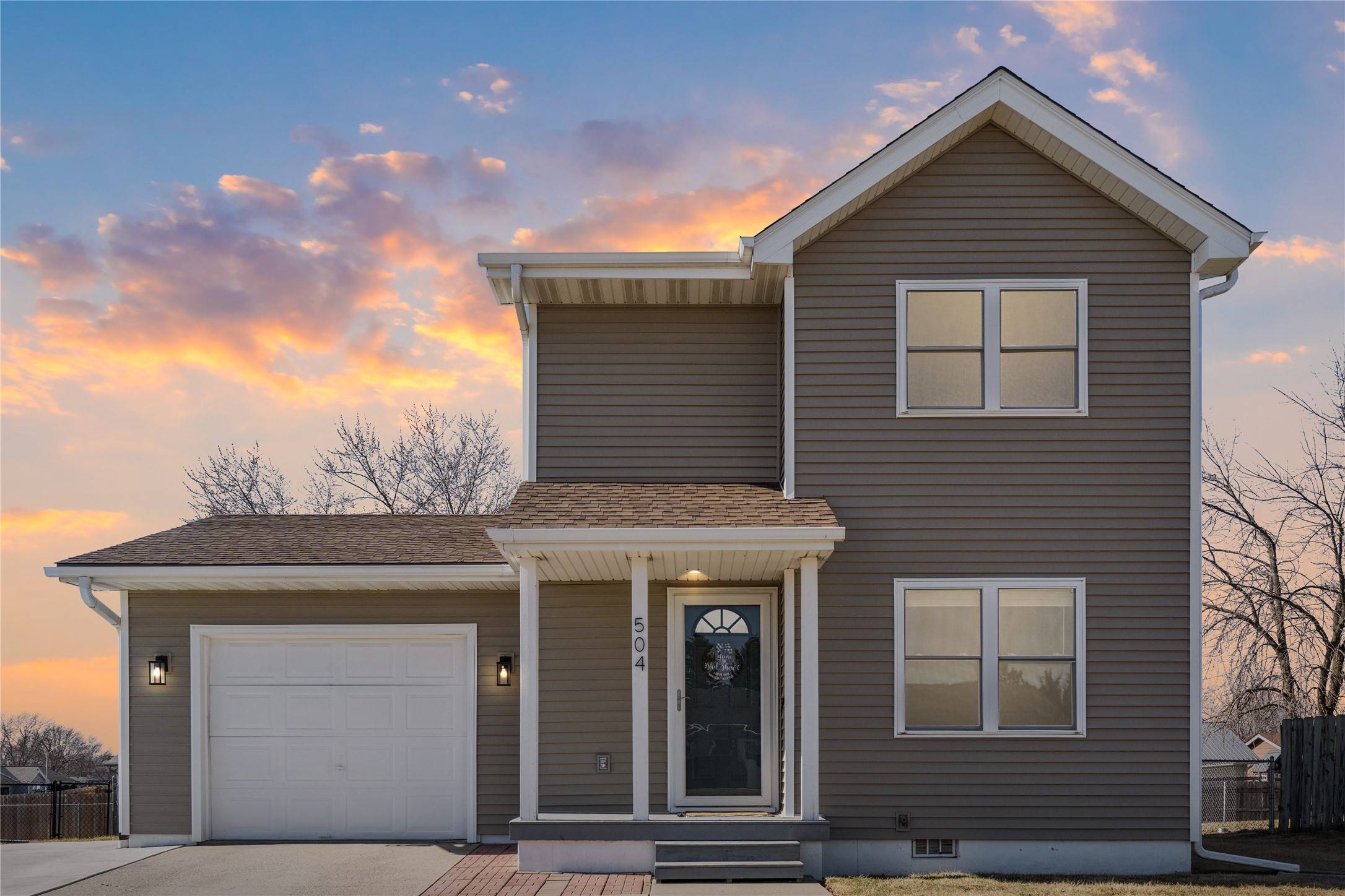 Bondurant, IA 50035,504 Brick Street SE