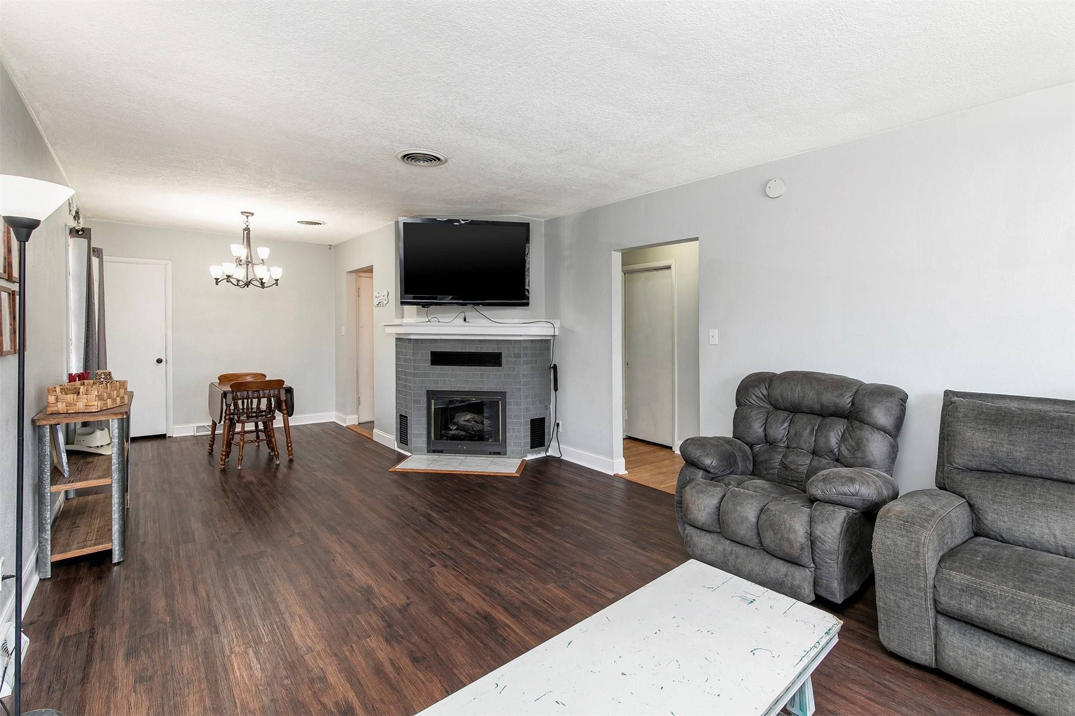 Des Moines, IA 50314,1305 Chautauqua Parkway
