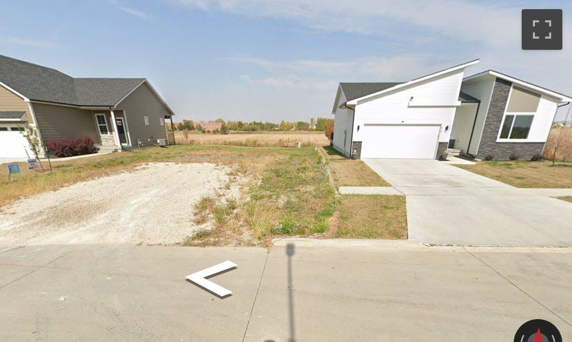 Waukee, IA 50263,840 SE Booth Avenue