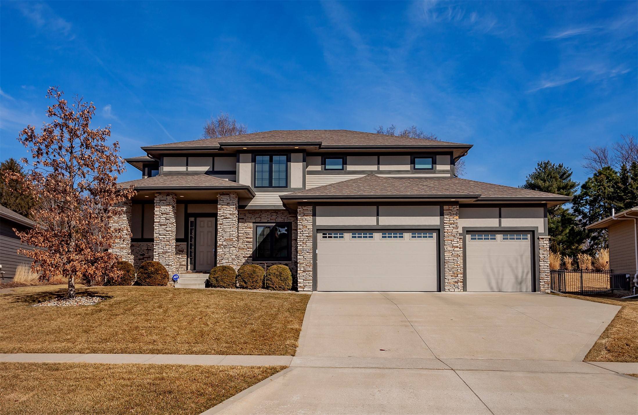 West Des Moines, IA 50266,943 65th Street