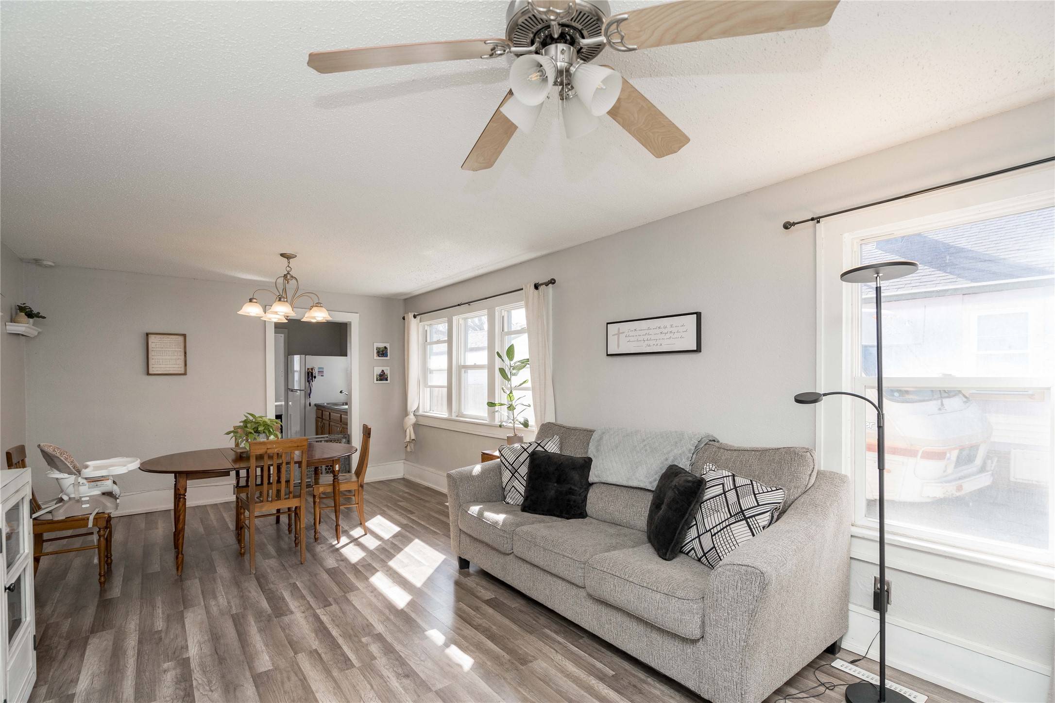 Des Moines, IA 50316,3221 E 13th Street