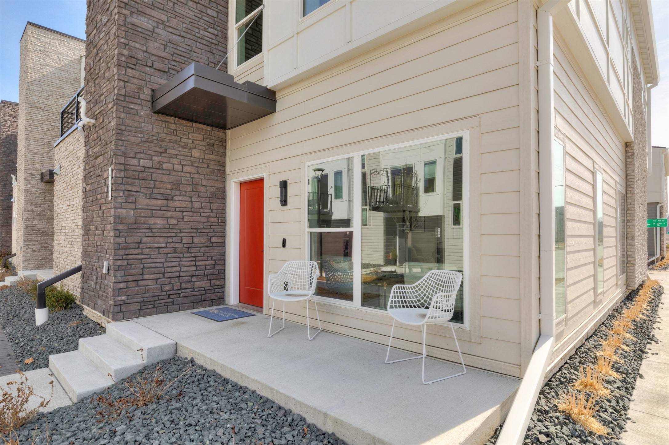 Des Moines, IA 50309,433 SW 12th Street