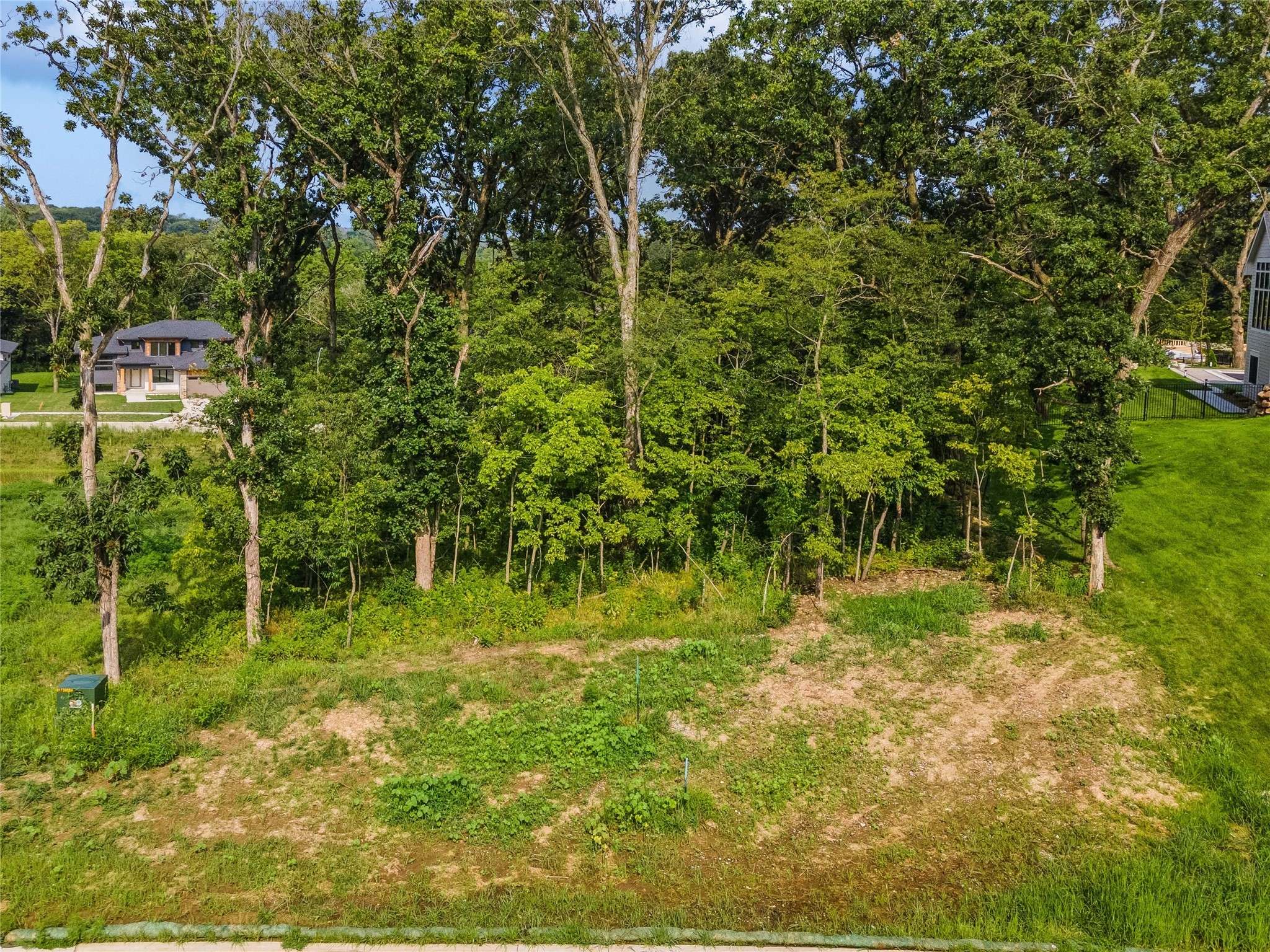 West Des Moines, IA 50266,977 S 95th Street