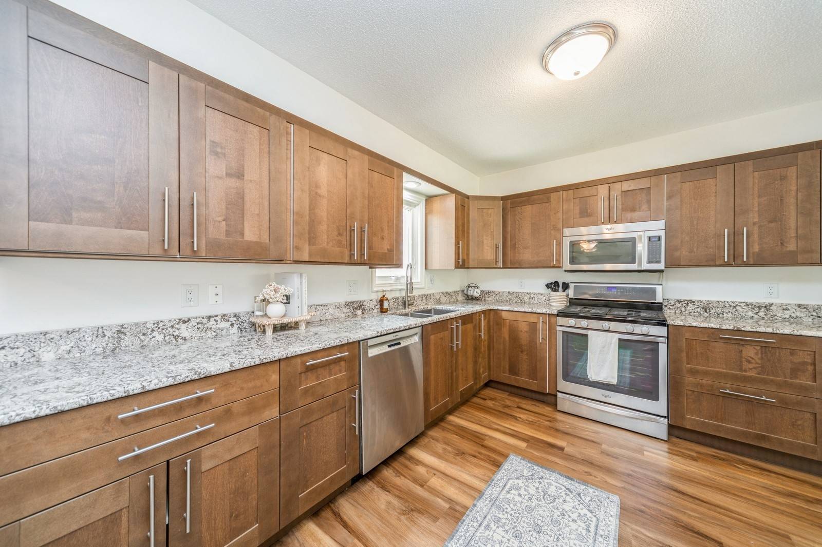 Urbandale, IA 50322,7059 Plum Drive