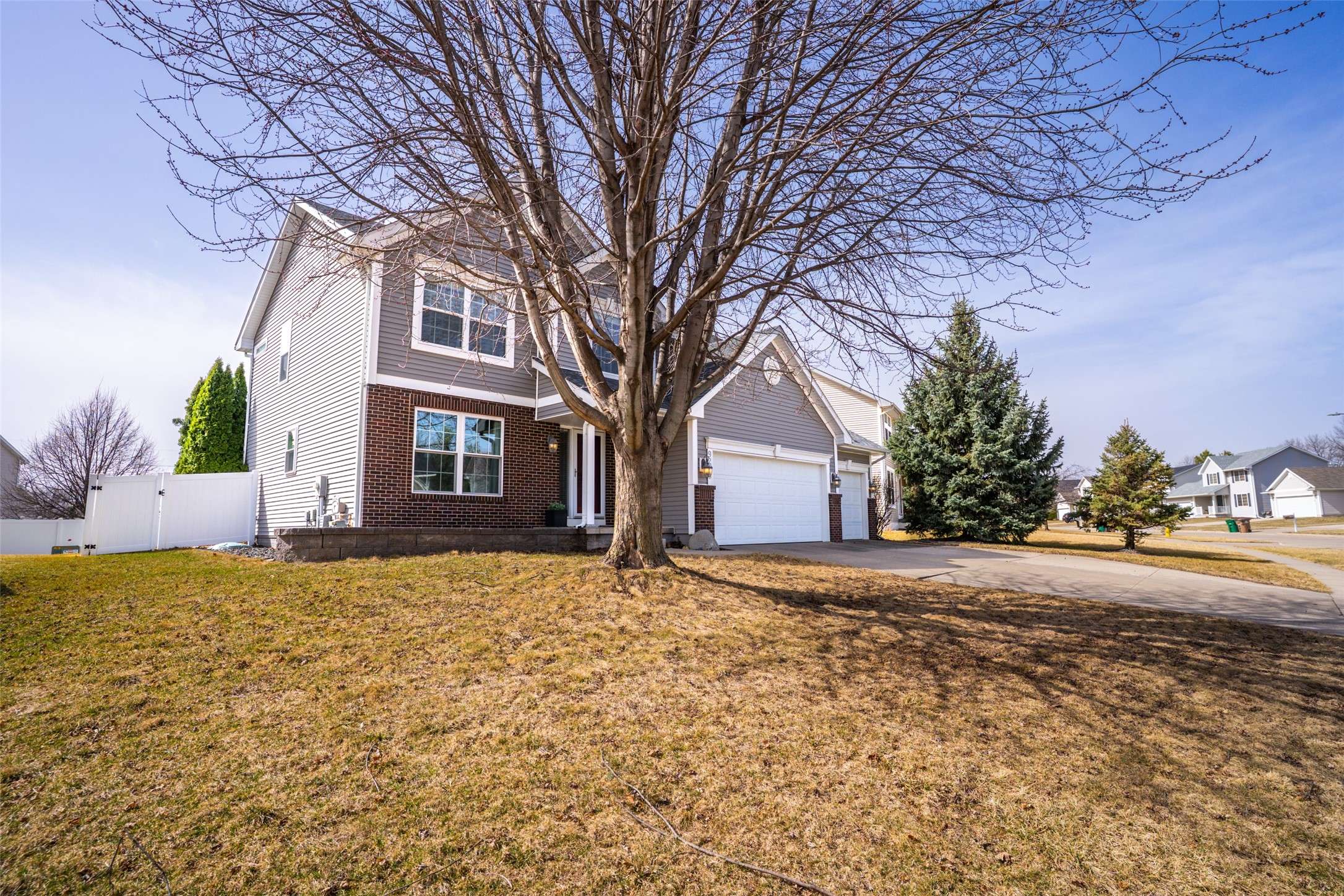 West Des Moines, IA 50266,9266 Lake Drive
