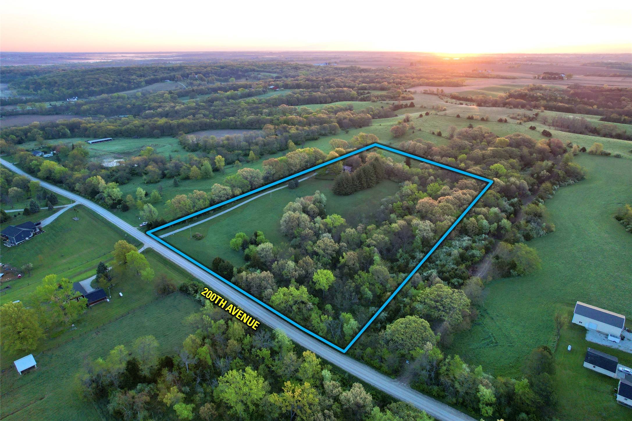 Ackworth, IA 50001,11003 200th Avenue