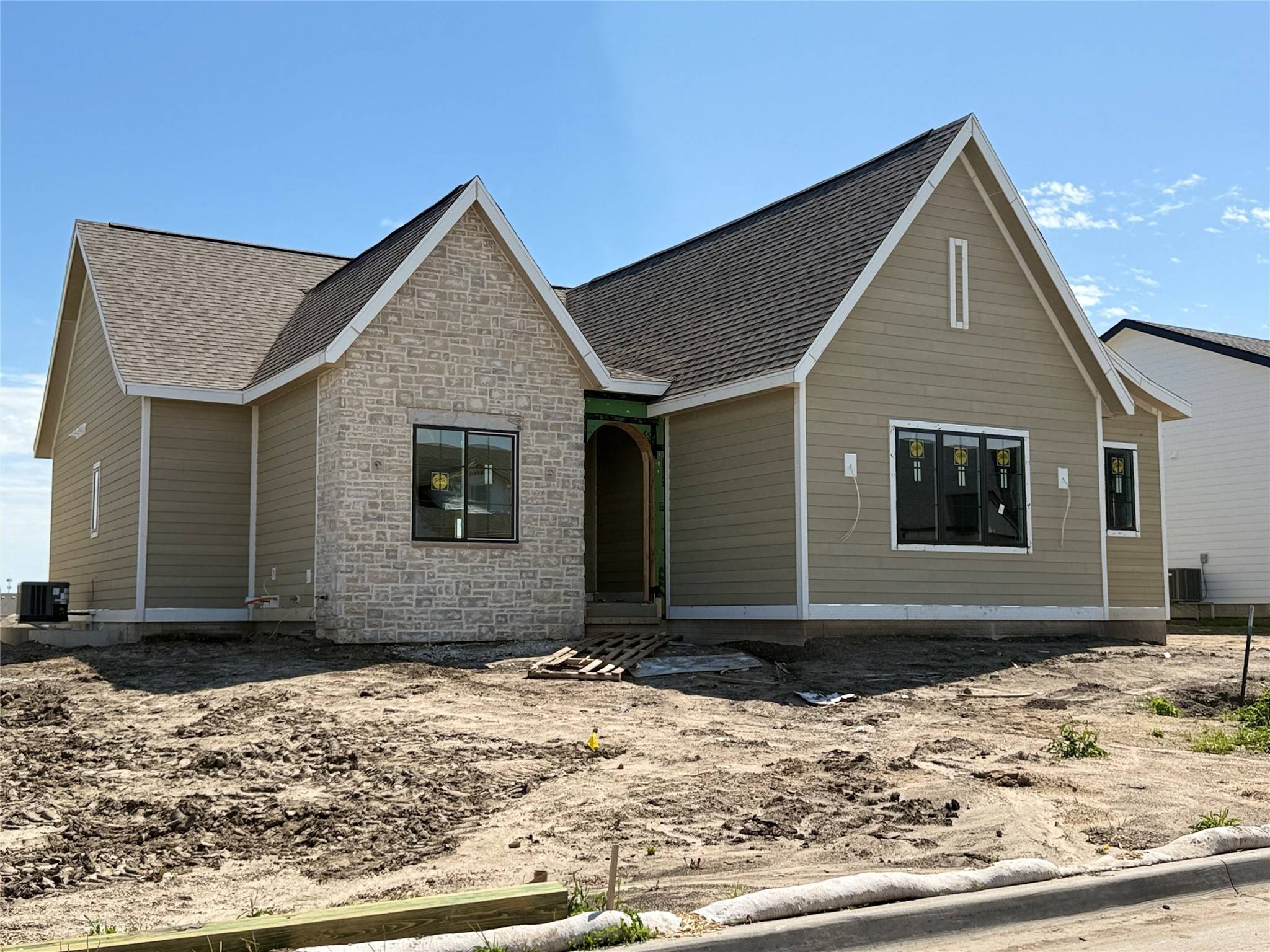 Ankeny, IA 50023,307 SW 17th Street