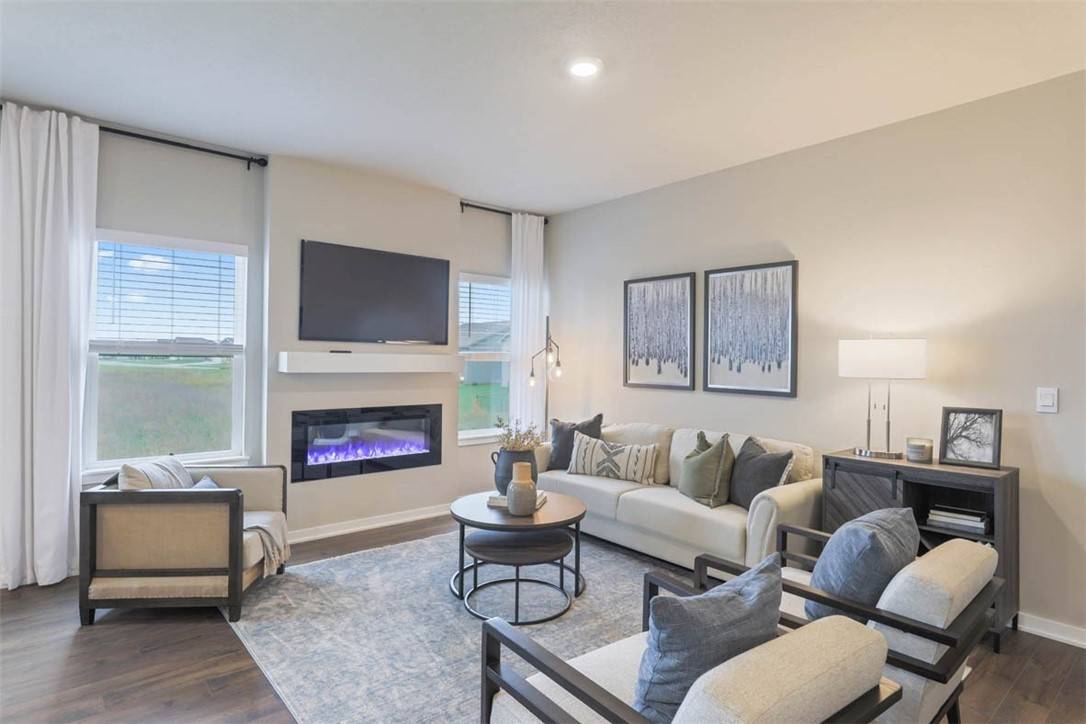 Des Moines, IA 50317,2600 Brook View Drive