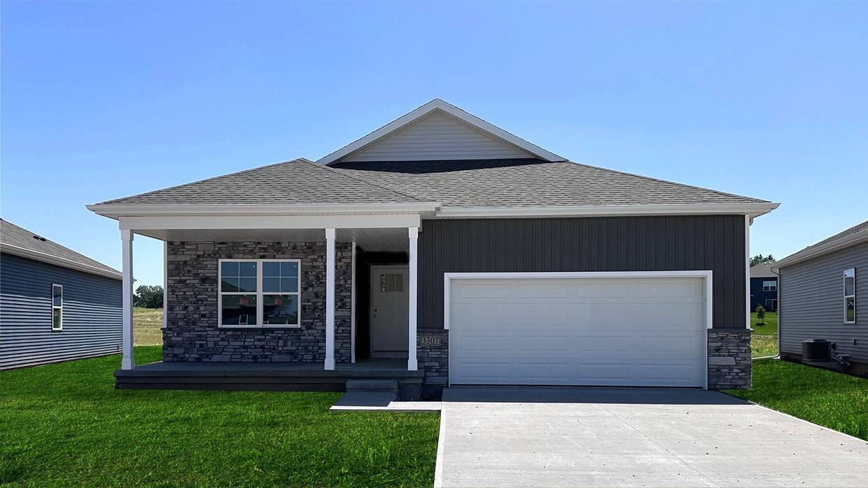 Urbandale, IA 50322,16808 Plum Drive