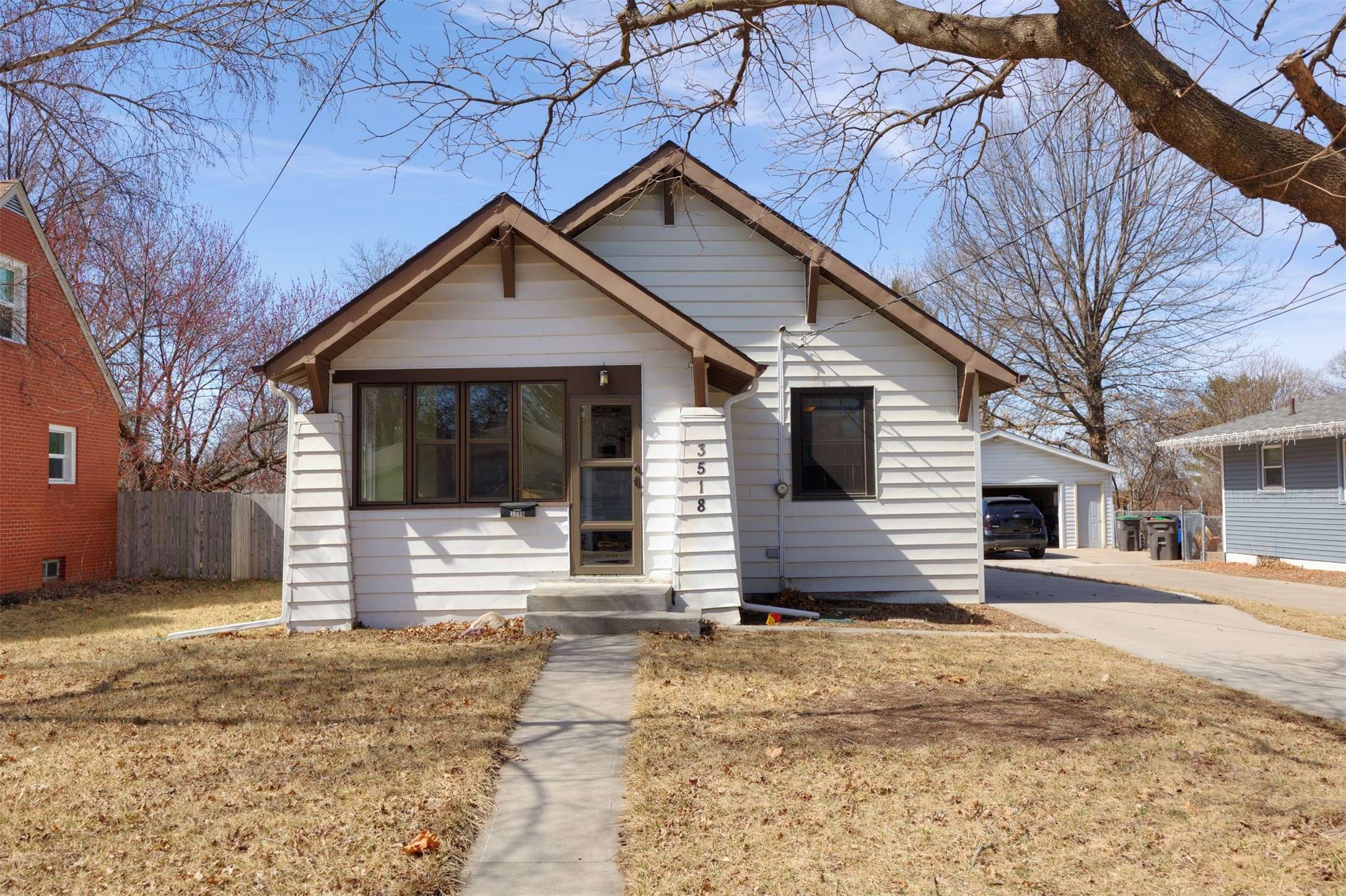 Des Moines, IA 50315,3518 SW 13th Street