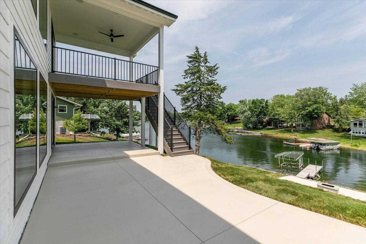 Ellston, IA 50074,1296 Bee Tree Lane