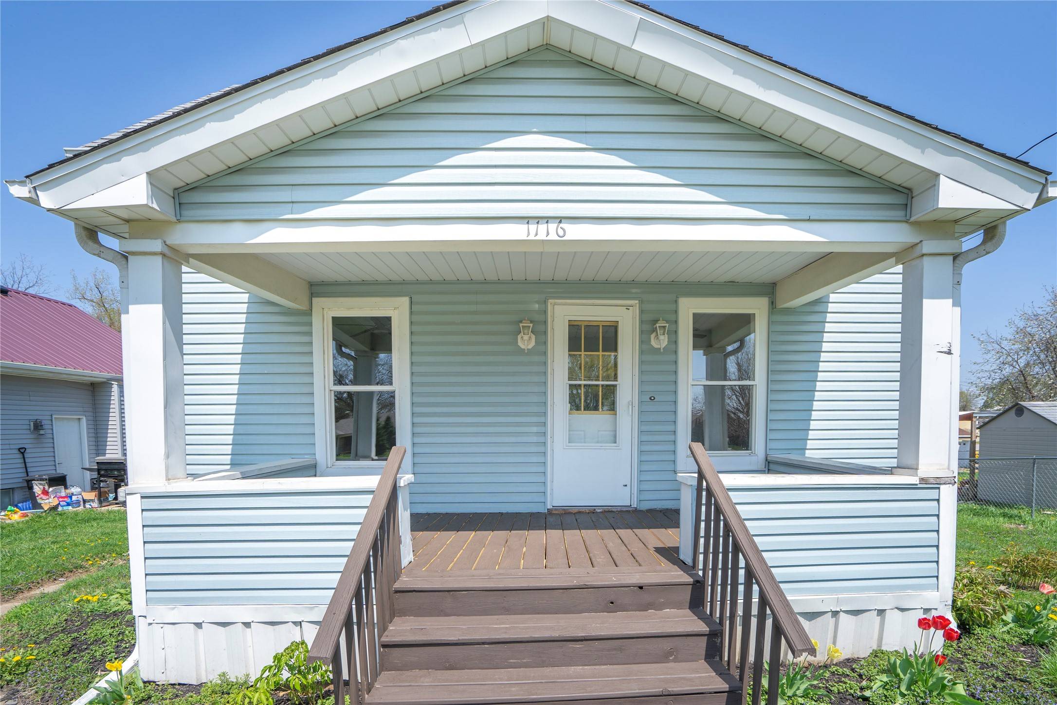 Newton, IA 50208,1116 1st Avenue W