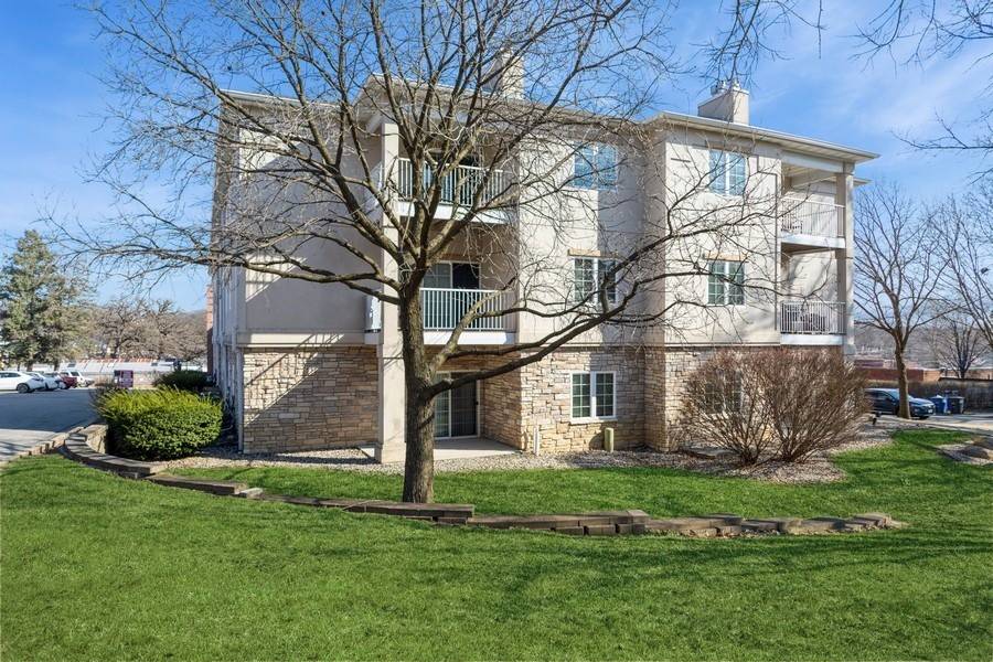 Des Moines, IA 50312,2901 Grand Avenue #107
