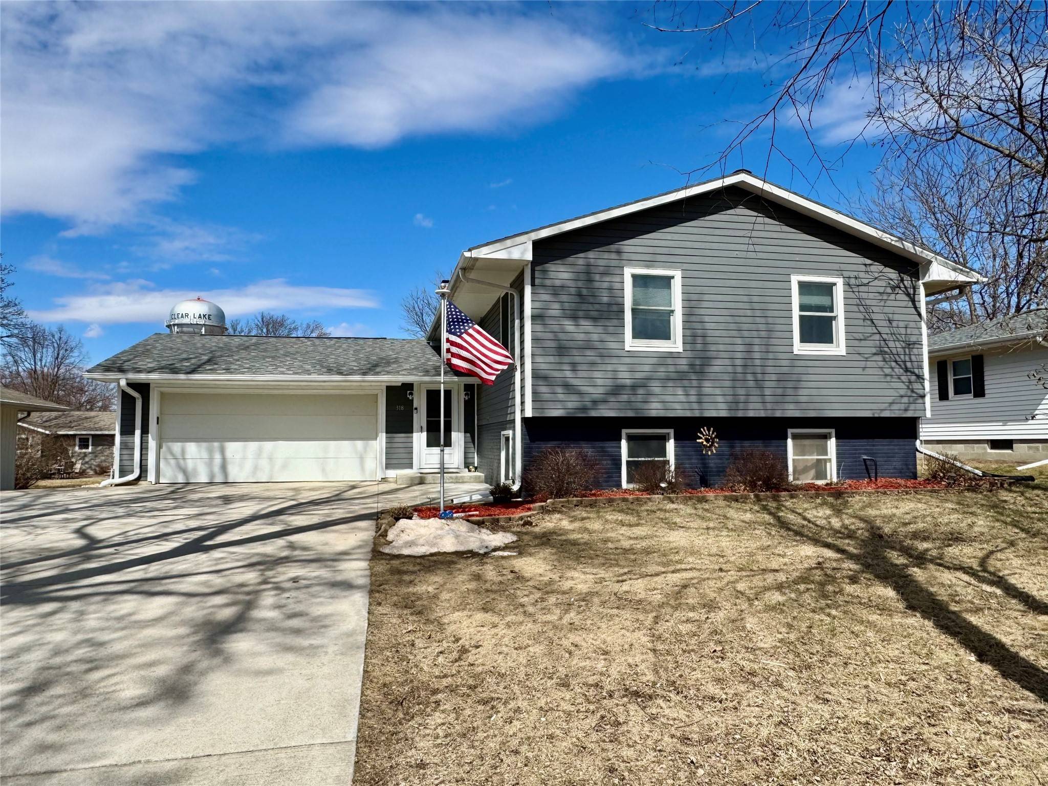 Clear Lake, IA 50428,318 26th Ave S Avenue