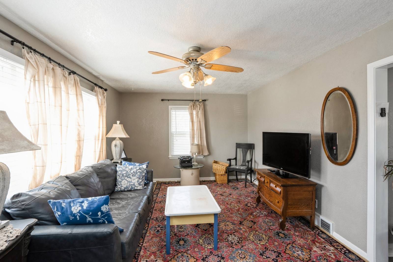 Newton, IA 50208,1602 N 2nd Avenue W