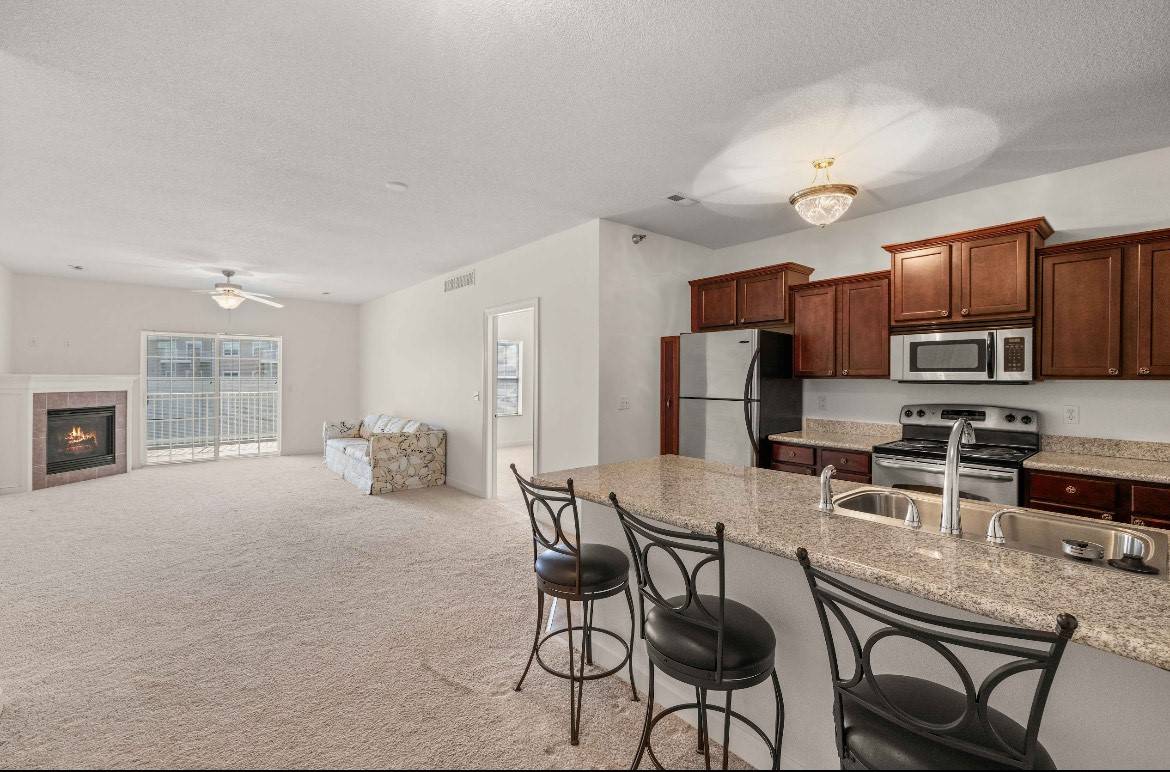 West Des Moines, IA 50266,8350 EP True Parkway #4201