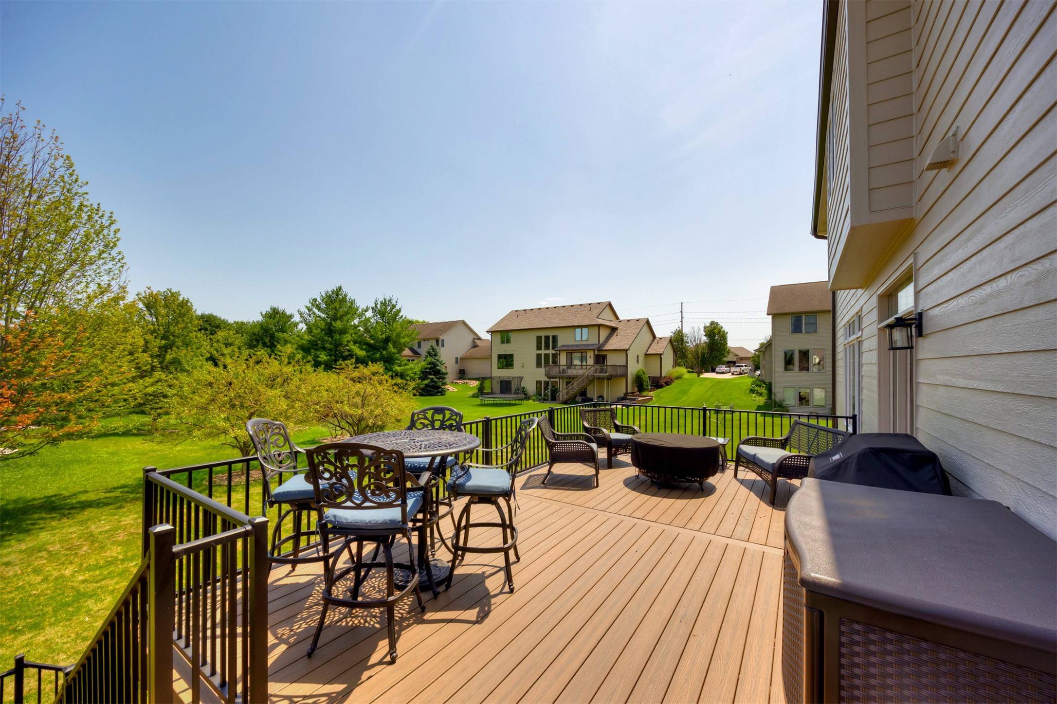 Urbandale, IA 50323,4611 153rd Street
