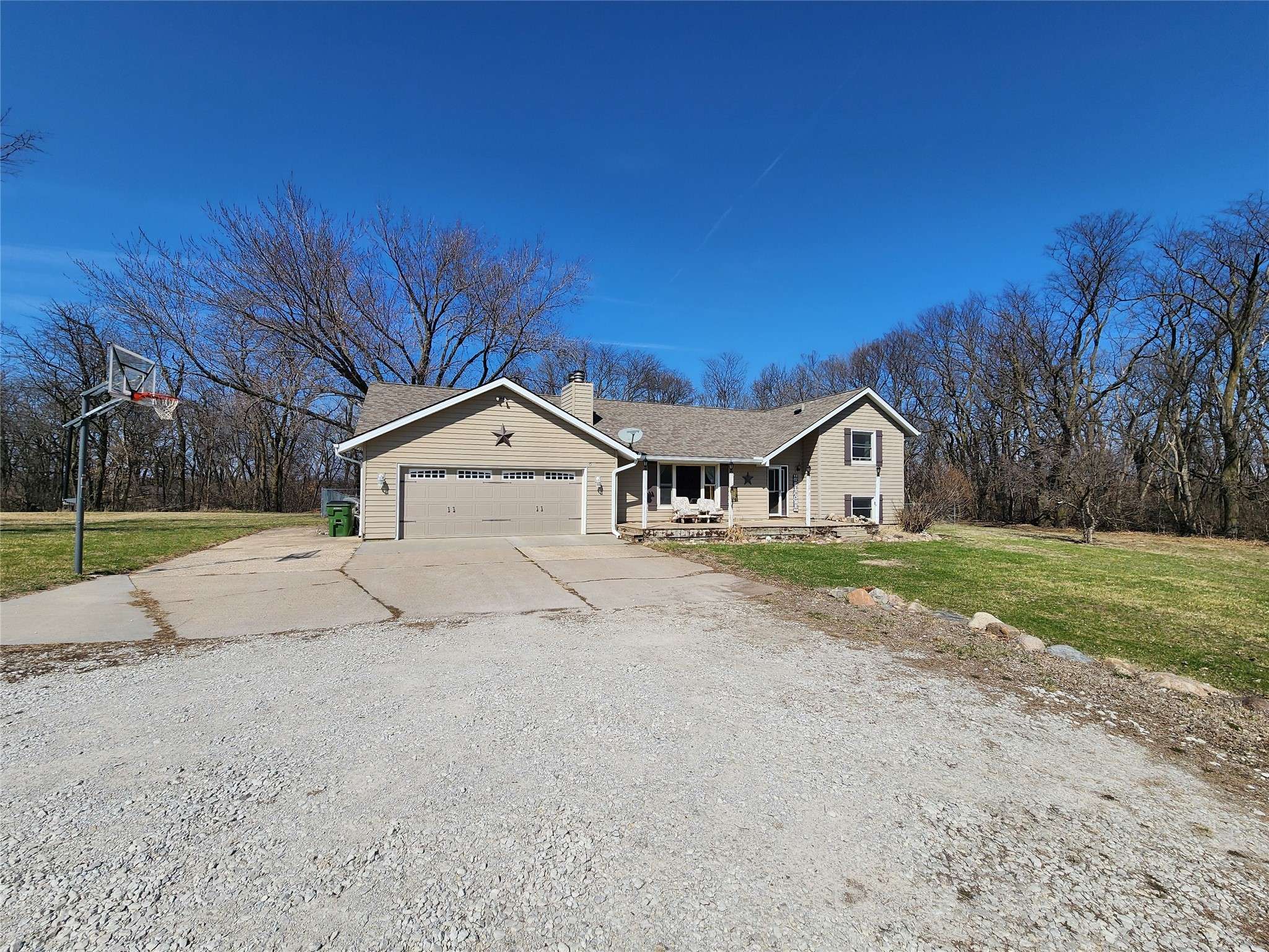 Perry, IA 50220,18821 170th Street