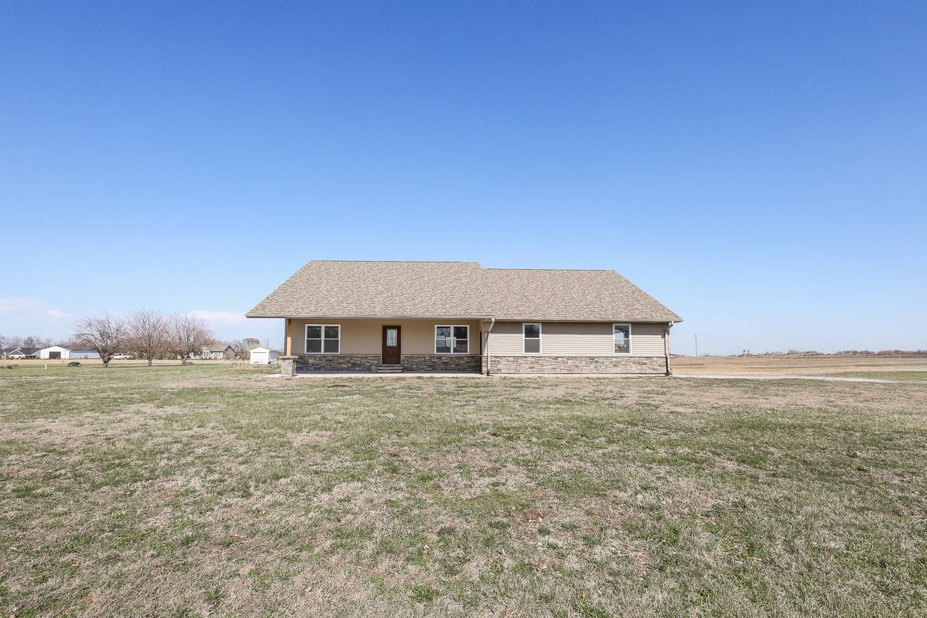 Knoxville, IA 50138,1708 Hwy 5 Highway