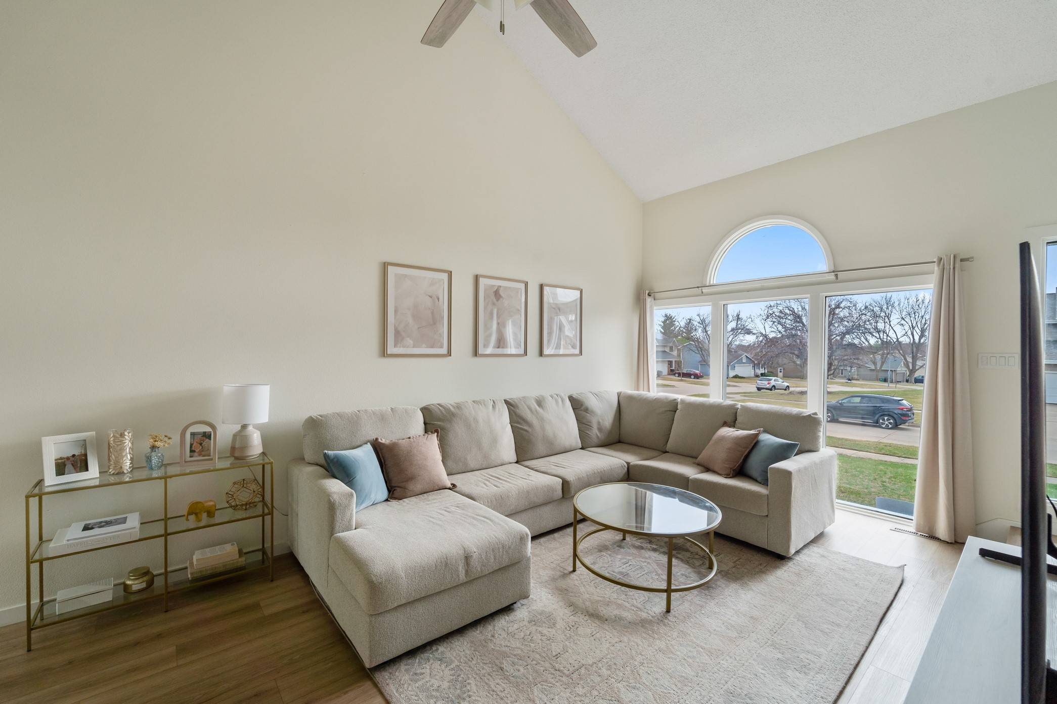 West Des Moines, IA 50265,2701 Meadow Point Court