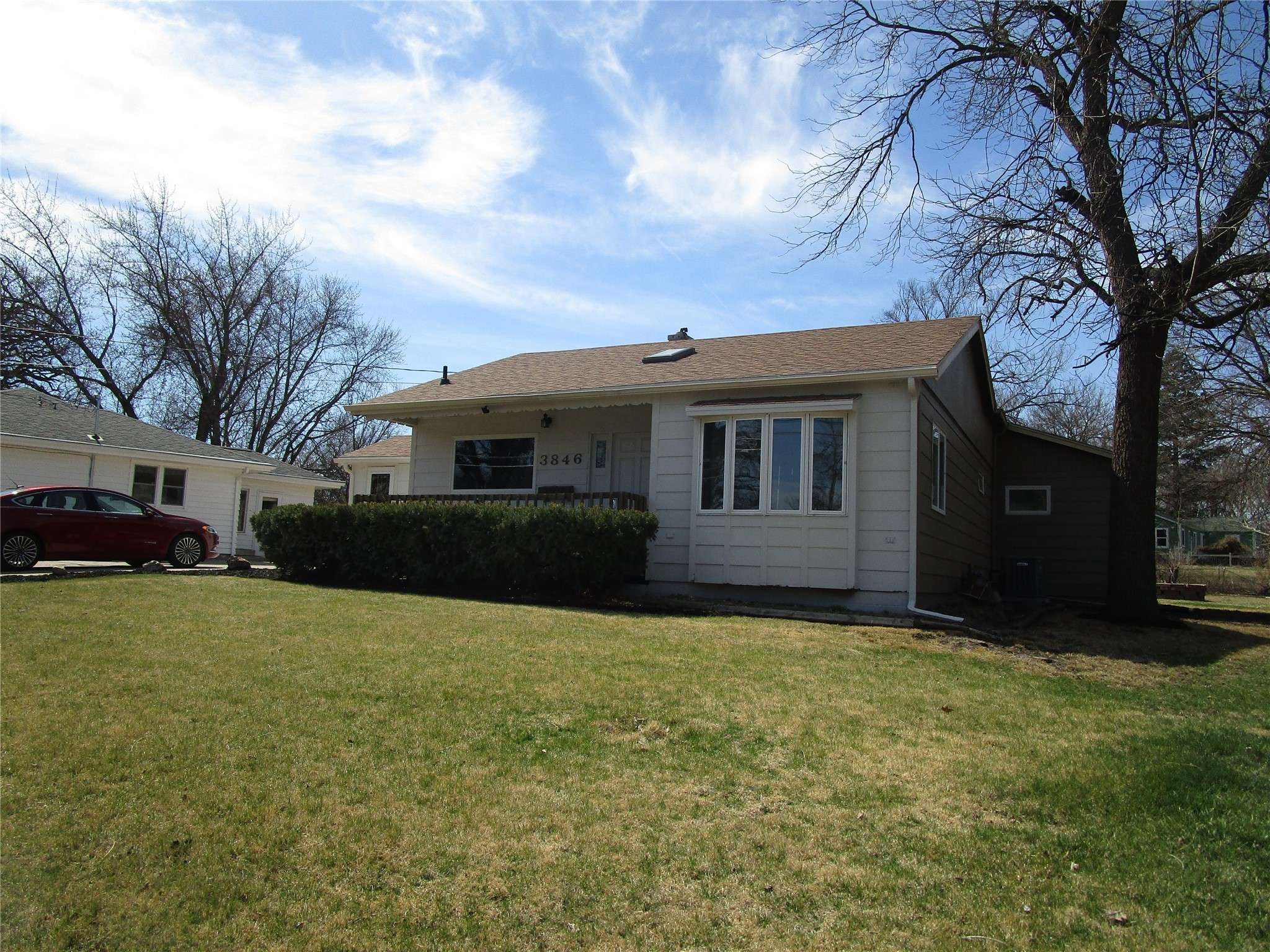 Des Moines, IA 50310,3846 Lower Beaver Road