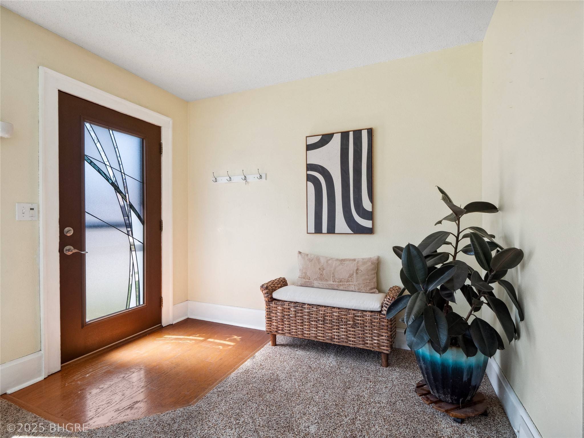 Des Moines, IA 50311,4021 Plainview Drive
