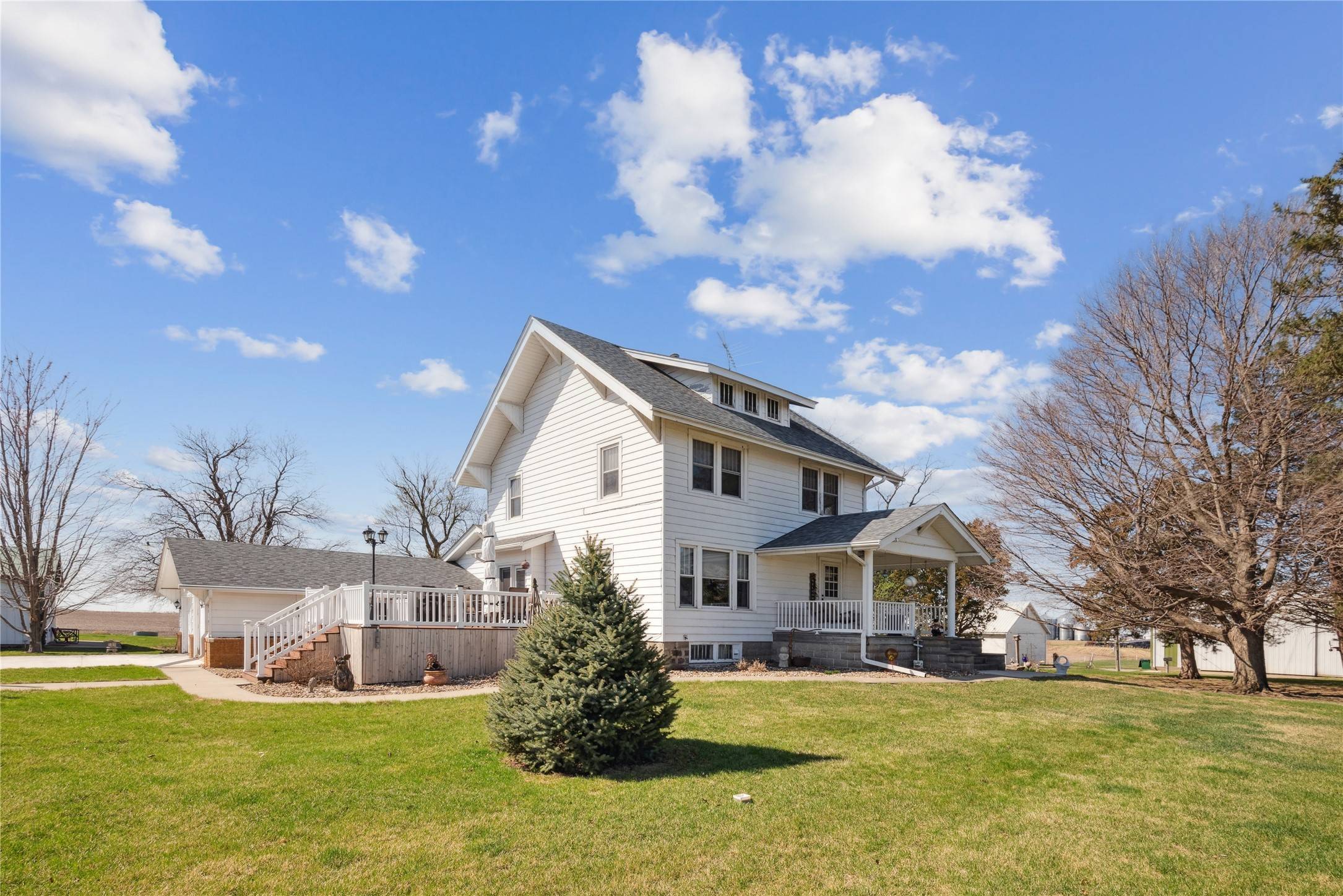 Knoxville, IA 50138,1142 Newbold Street