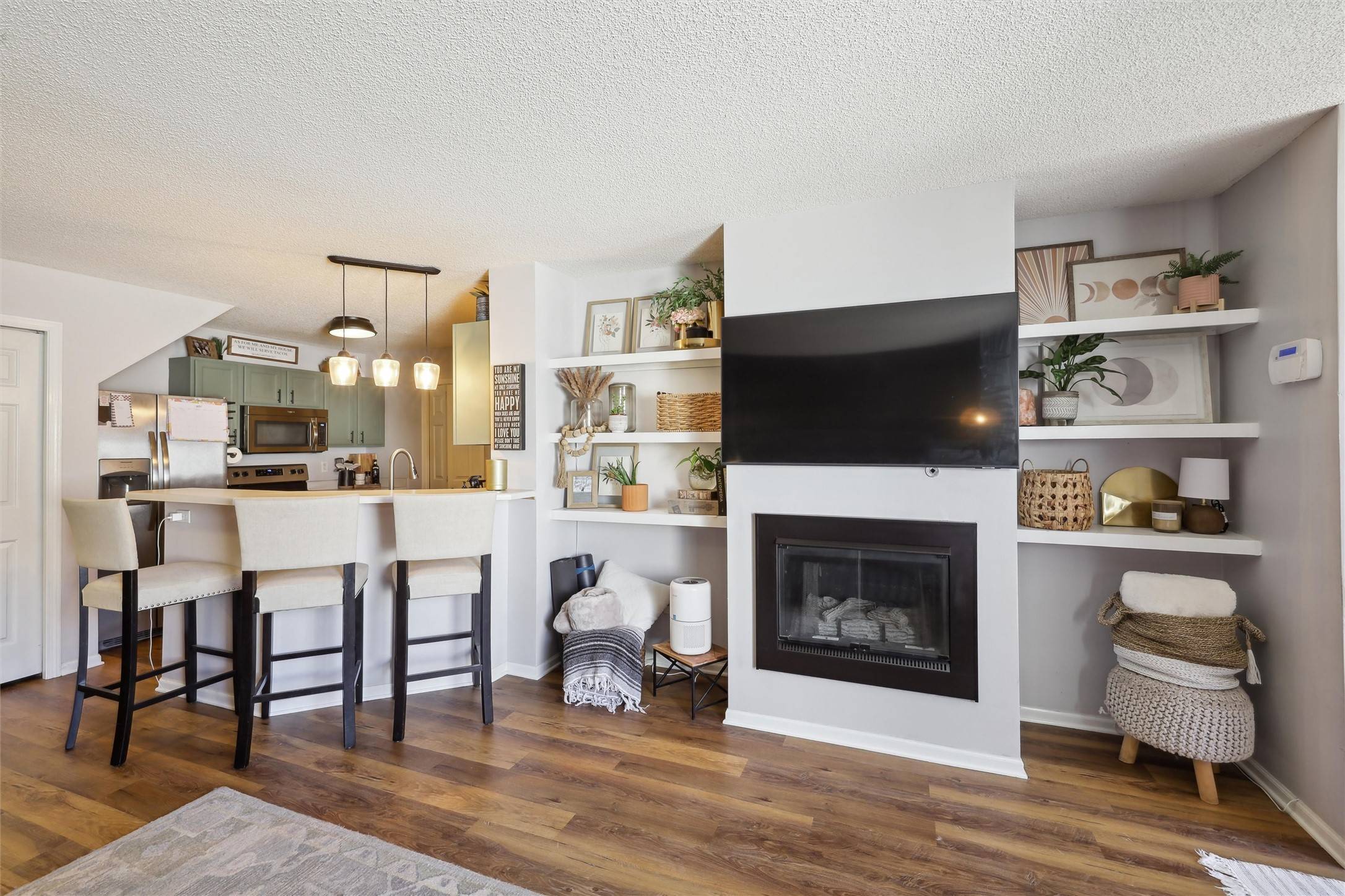 West Des Moines, IA 50266,150 S Prairie View Drive #204