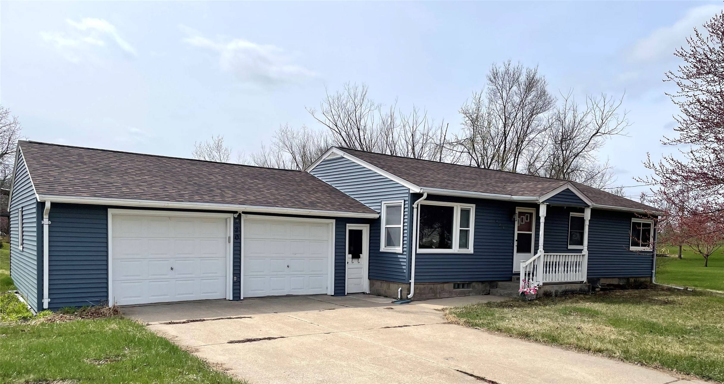 Grinnell, IA 50112,320 1st Avenue