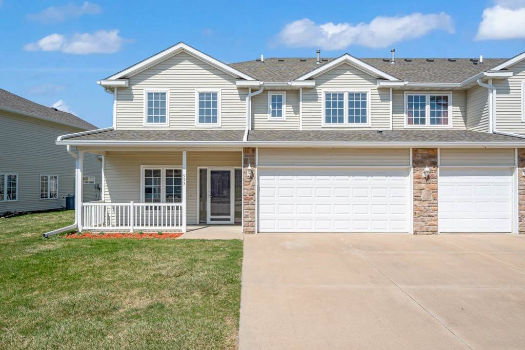 Altoona, IA 50009,953 Red Hawk Way SE