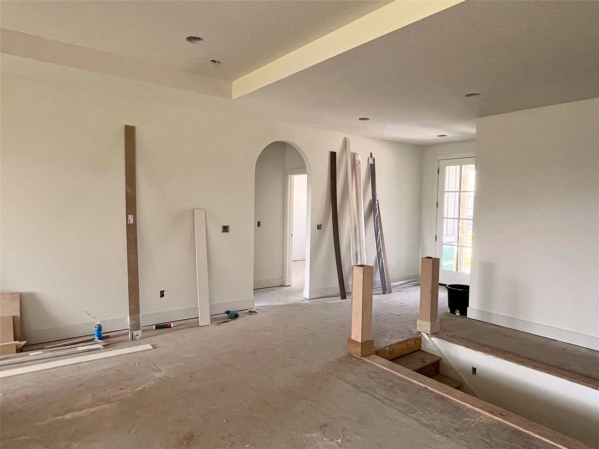 Clive, IA 50325,18048 Tanglewood Drive