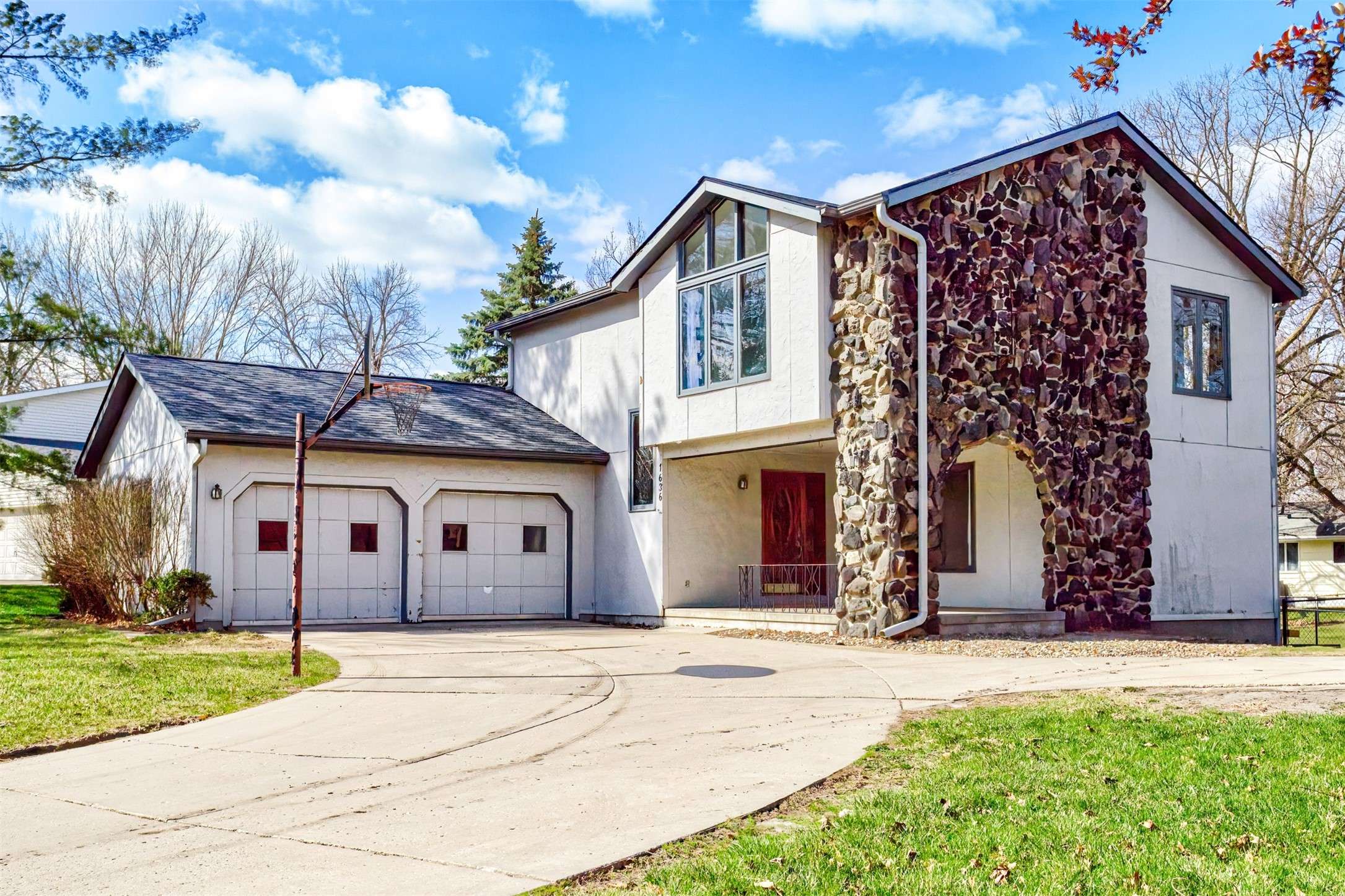 Ames, IA 50010,1636 Johnson Street