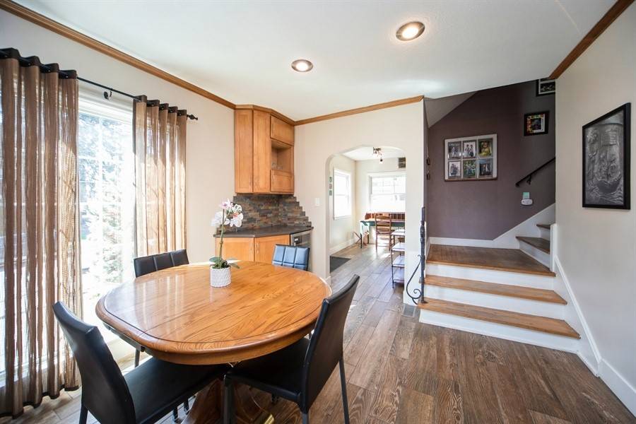 Des Moines, IA 50312,4820 Grand Avenue