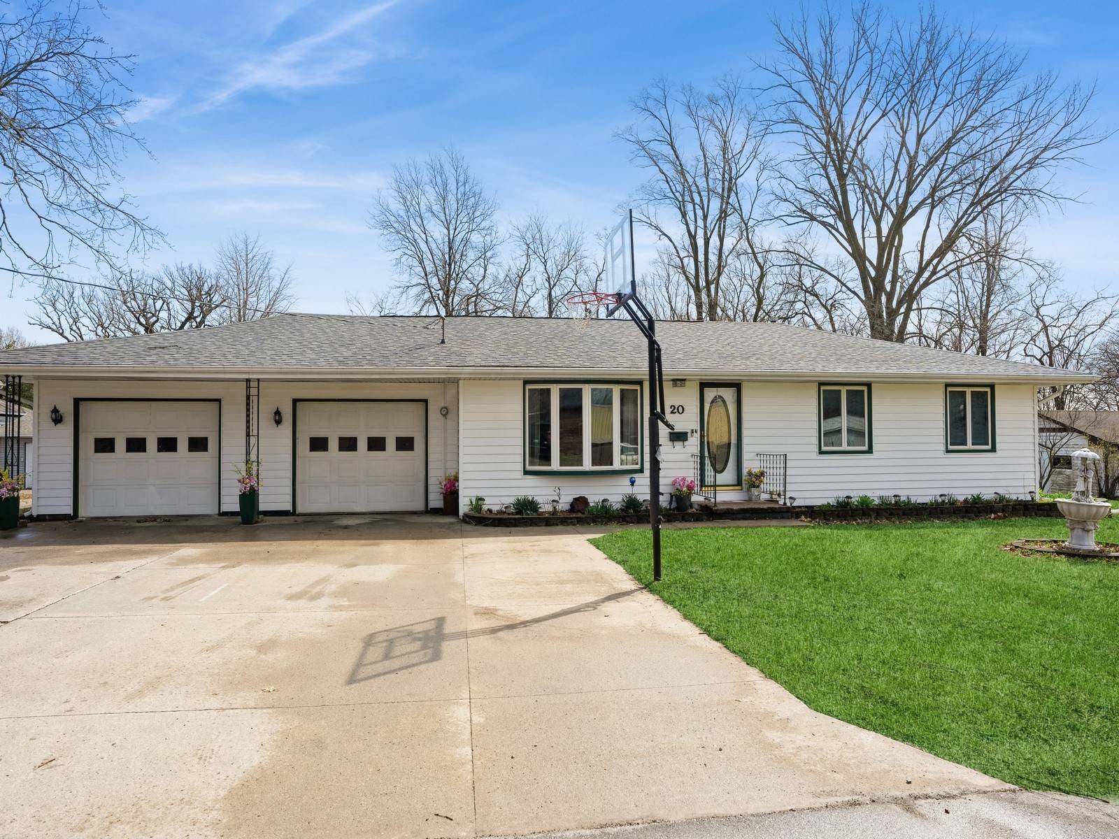 Colfax, IA 50054,20 S Goodrich Street